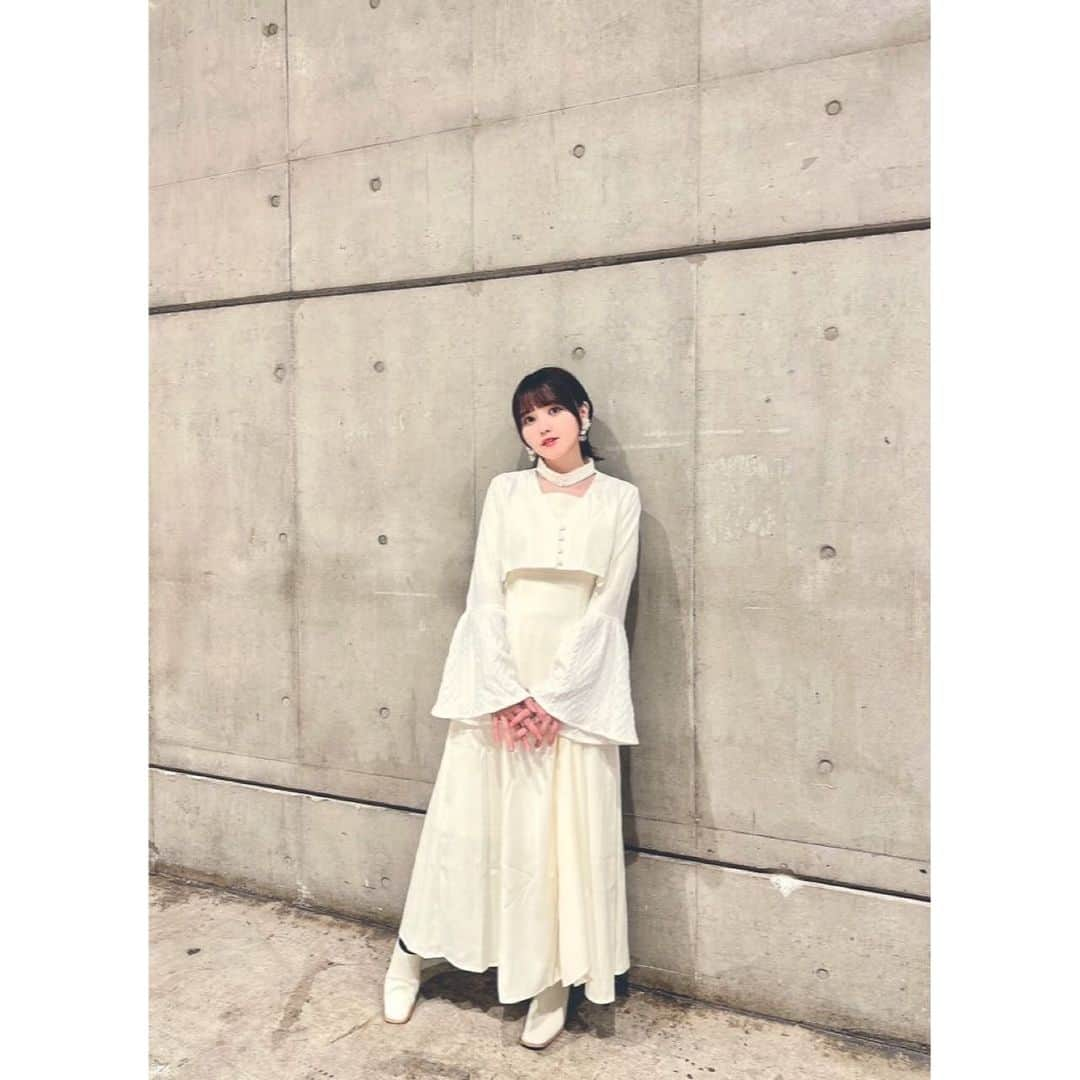 鬼頭明里さんのインスタグラム写真 - (鬼頭明里Instagram)「「夜桜さんちの大作戦」ジャンプスーパーステージBLUE ありがとうございました🌸 　 仲良し兄弟（？）キャストでお届け！ 放送まであと少し✨楽しみに待っていてください🌸」12月17日 23時50分 - akarikito1016