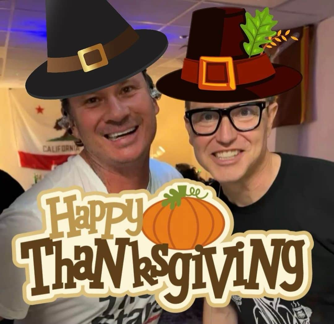 マーク・ホッパスさんのインスタグラム写真 - (マーク・ホッパスInstagram)「From our family to yours.」11月24日 13時01分 - markhoppus