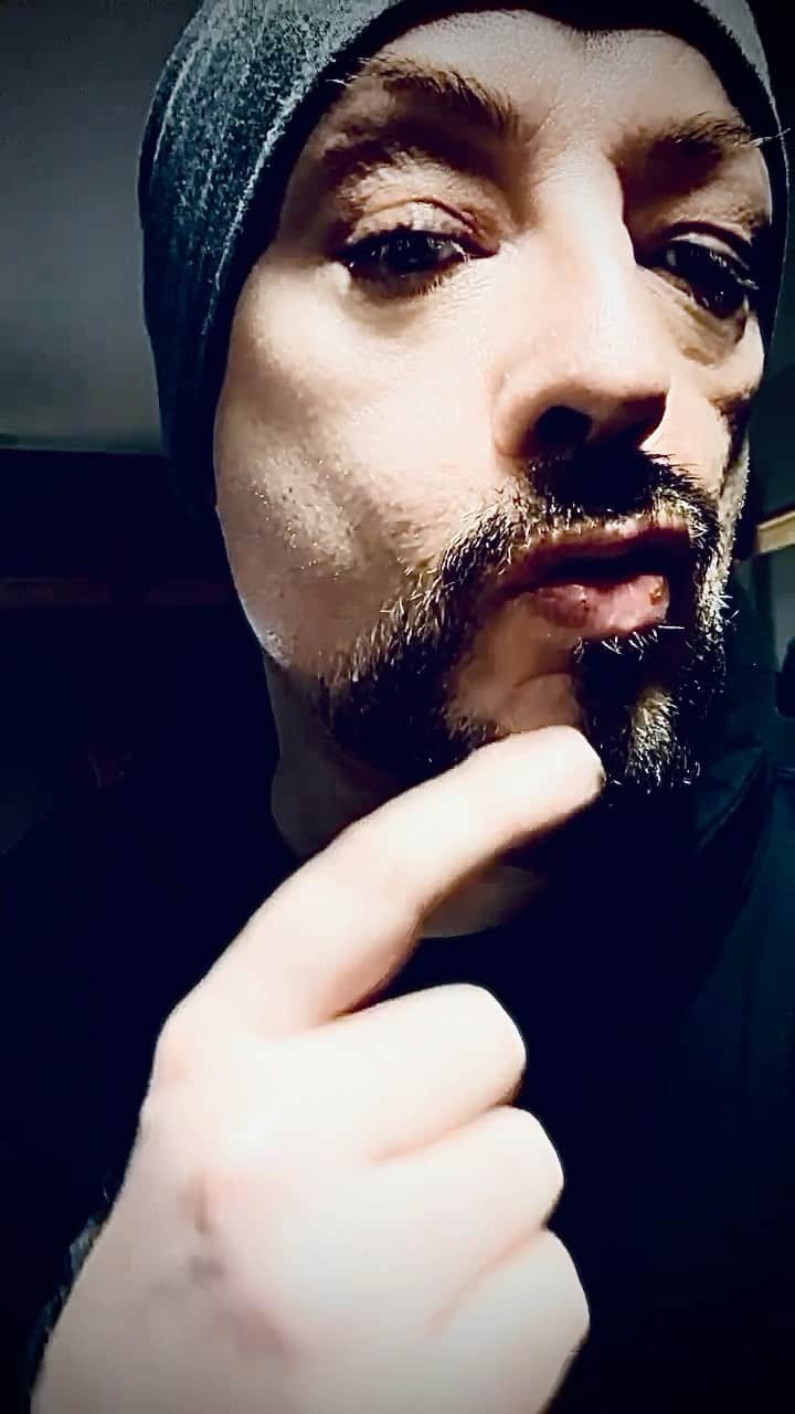 ボーイ・ジョージのインスタグラム：「#techno #musica #gay #trans #fashionblogger #fashionstyle」