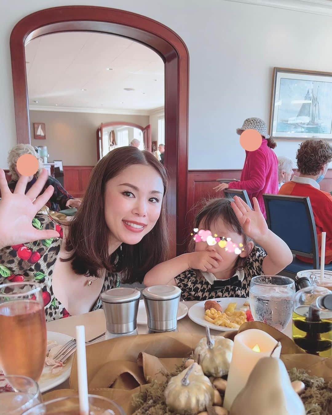 森理世のインスタグラム：「Happy thanksgiving 🩷🦃」