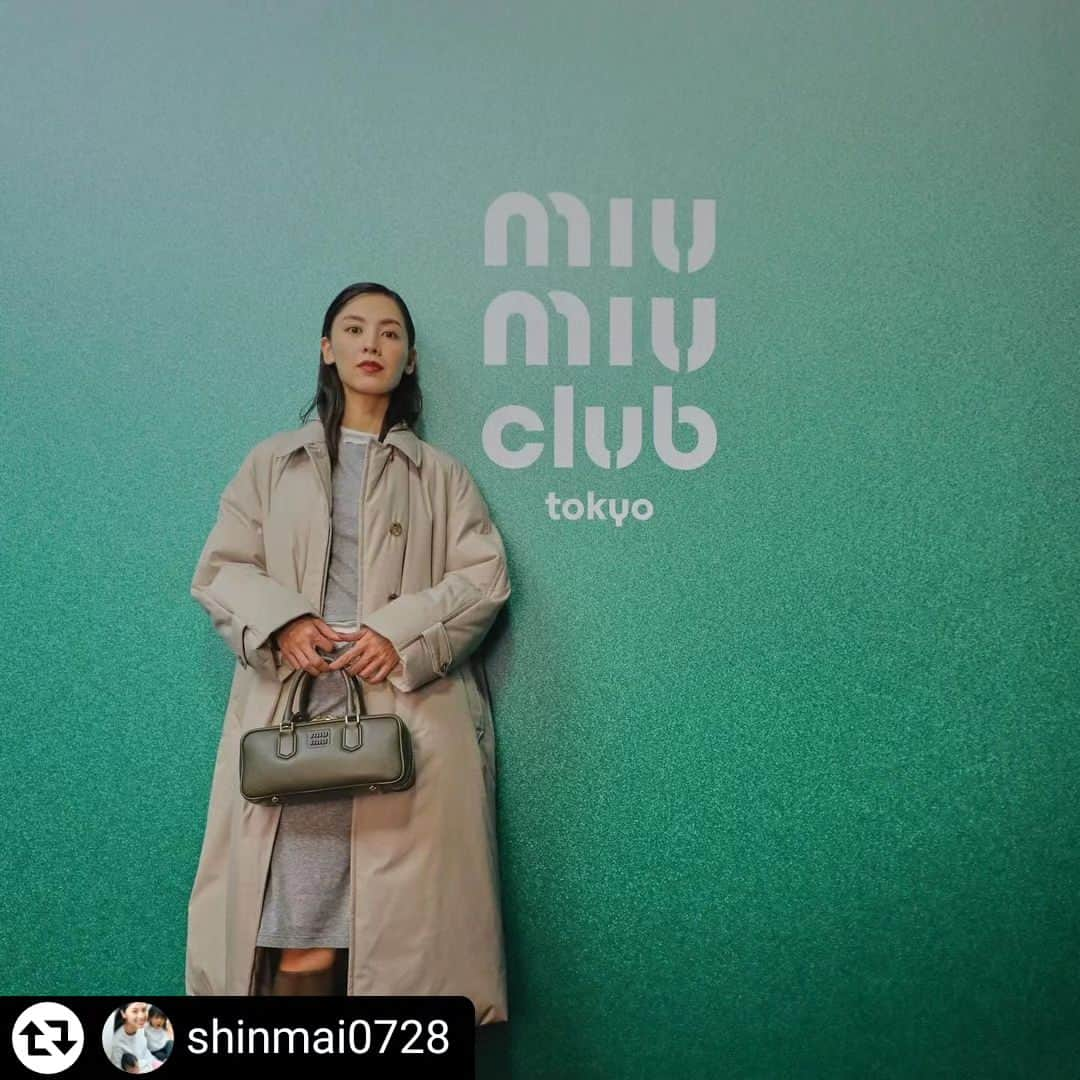 福川雅顕さんのインスタグラム写真 - (福川雅顕Instagram)「. miumiuの素敵なイベントでした！ . . #リポスト - @shinmai0728 by @get_regrammer Miu Miu x 能 銕山会能楽堂で、数少ない女性能楽師である鵜澤光氏の能「羽衣」を鑑賞させて頂きました🪽 幻想的な世界✨素敵な時間でした  アフターパーティーは、久しぶりの夜遊び感で楽しかった😆パーティーの季節やね🥂  それにしてもMiu Miu可愛いものありすぎて🥺😮‍💨  #MiuMiu #MIUMIUCLUBTOKYO @miumiu #PR」11月24日 7時42分 - masaakifukugawa