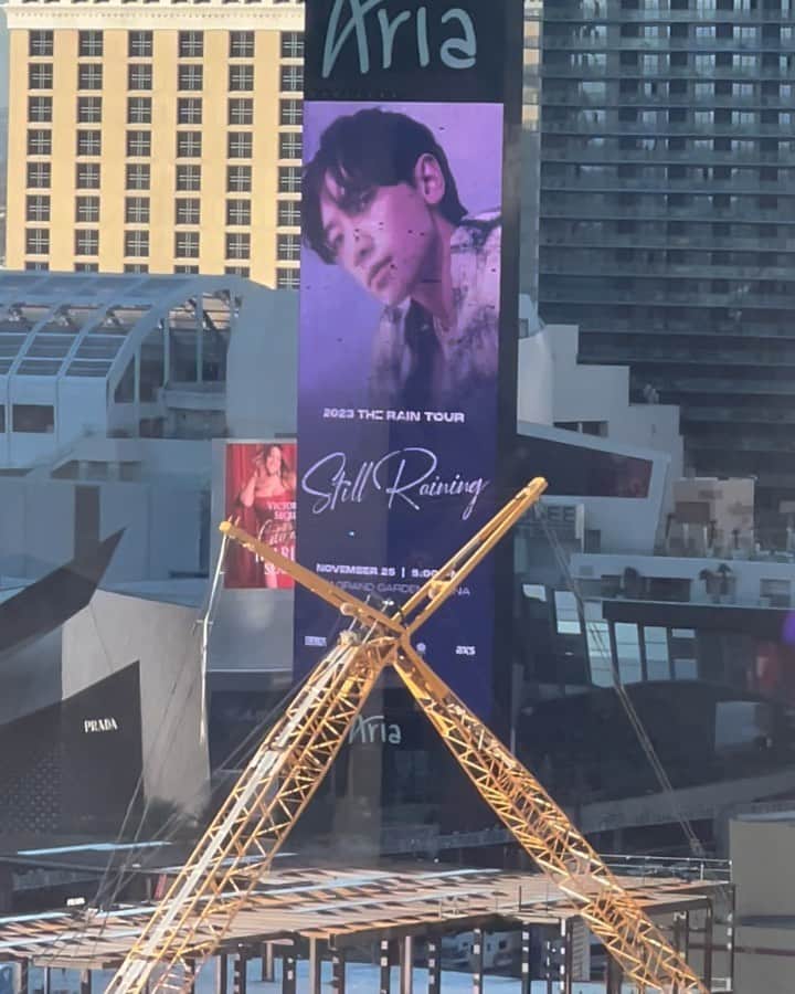 RAIN（ピ）のインスタグラム：「I’m in town #lasvegas I can’t wait #stillraining ❤️#theraintour」