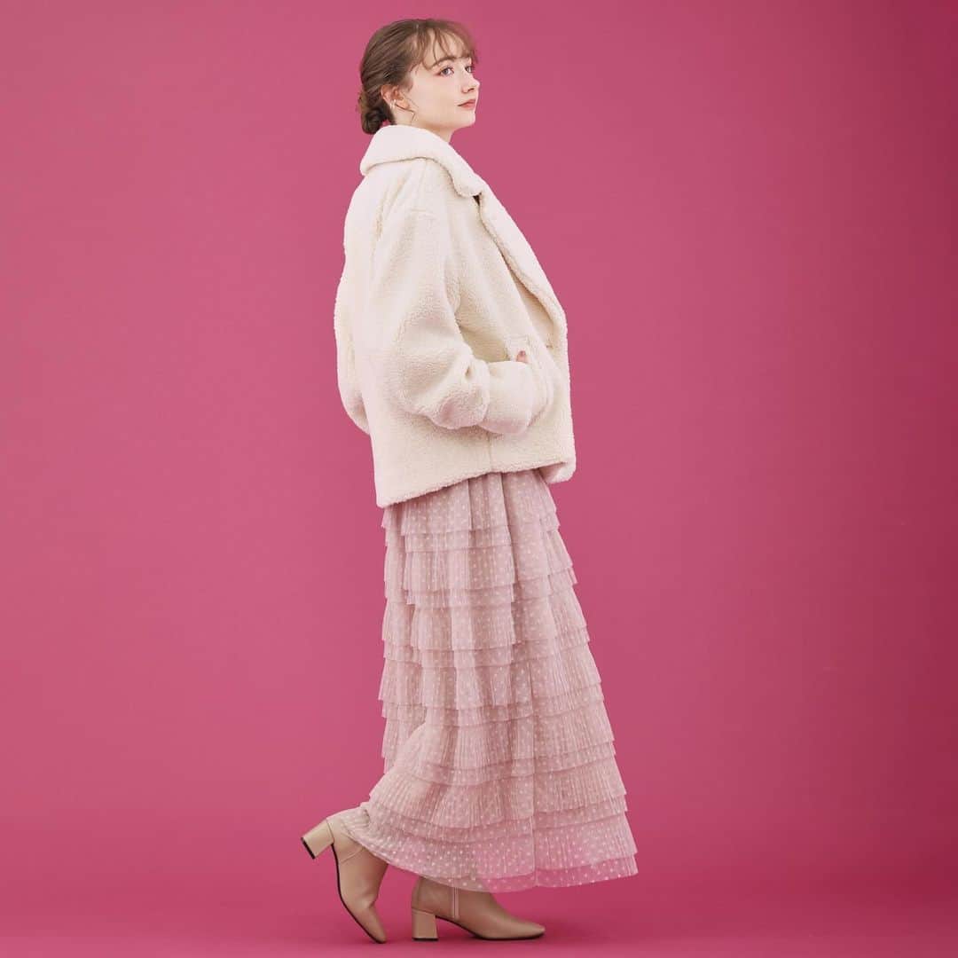 Couture brooch クチュールブローチ公式さんのインスタグラム写真 - (Couture brooch クチュールブローチ公式Instagram)「WINTER COAT COLLECTION 「毎日を彩るコート」 ⁡ ˗˗˗˗˗˗˗˗˗˗˗˗˗˗˗˗˗˗˗˗˗˗˗˗˗˗˗˗˗˗˗˗˗˗˗˗˗˗˗˗˗˗˗˗˗˗˗˗˗˗˗˗˗˗˗˗˗˗˗˗˗˗ ⁡ 🏷️ 【今年らしい着こなしに】 プードルライクボアジャケット ¥9,900 ［商品番号 508-97010 ］ ⁡ 🏷️【バックパールで華やぐ】 上品もちふわニット ¥5,500 ［商品番号 508-17022］ ⁡ 🏷️ ティアードドットチュールスカート ¥6,990 ［商品番号 508-77045］ ⁡ ⁡ ⁡ オンラインサイトは プロフィールTOPリンクよりご覧ください🔗 → @couturebrooch_official  ⁡ ˗˗˗˗˗˗˗˗˗˗˗˗˗˗˗˗˗˗˗˗˗˗˗˗˗˗˗˗˗˗˗˗˗˗˗˗˗˗˗˗˗˗˗˗˗˗˗˗˗˗˗˗˗˗˗˗˗˗˗˗˗˗˗˗˗˗˗˗˗ #couturebrooch #クチュールブローチ #2023winter  #高見え #プチプラ #フェミニン #冬 #winter #冬コーデ #コート #ロングコート #ニット #ニットコーデ #冬ニット #ニットトップス #ボアジャケット #ボア #スカート #チュールスカート #ティアードスカート #ドットスカート」11月28日 21時30分 - couturebrooch_official
