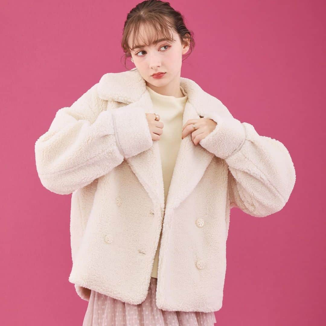 Couture brooch クチュールブローチ公式さんのインスタグラム写真 - (Couture brooch クチュールブローチ公式Instagram)「WINTER COAT COLLECTION 「毎日を彩るコート」 ⁡ ˗˗˗˗˗˗˗˗˗˗˗˗˗˗˗˗˗˗˗˗˗˗˗˗˗˗˗˗˗˗˗˗˗˗˗˗˗˗˗˗˗˗˗˗˗˗˗˗˗˗˗˗˗˗˗˗˗˗˗˗˗˗ ⁡ 🏷️ 【今年らしい着こなしに】 プードルライクボアジャケット ¥9,900 ［商品番号 508-97010 ］ ⁡ 🏷️【バックパールで華やぐ】 上品もちふわニット ¥5,500 ［商品番号 508-17022］ ⁡ 🏷️ ティアードドットチュールスカート ¥6,990 ［商品番号 508-77045］ ⁡ ⁡ ⁡ オンラインサイトは プロフィールTOPリンクよりご覧ください🔗 → @couturebrooch_official  ⁡ ˗˗˗˗˗˗˗˗˗˗˗˗˗˗˗˗˗˗˗˗˗˗˗˗˗˗˗˗˗˗˗˗˗˗˗˗˗˗˗˗˗˗˗˗˗˗˗˗˗˗˗˗˗˗˗˗˗˗˗˗˗˗˗˗˗˗˗˗˗ #couturebrooch #クチュールブローチ #2023winter  #高見え #プチプラ #フェミニン #冬 #winter #冬コーデ #コート #ロングコート #ニット #ニットコーデ #冬ニット #ニットトップス #ボアジャケット #ボア #スカート #チュールスカート #ティアードスカート #ドットスカート」11月28日 21時35分 - couturebrooch_official