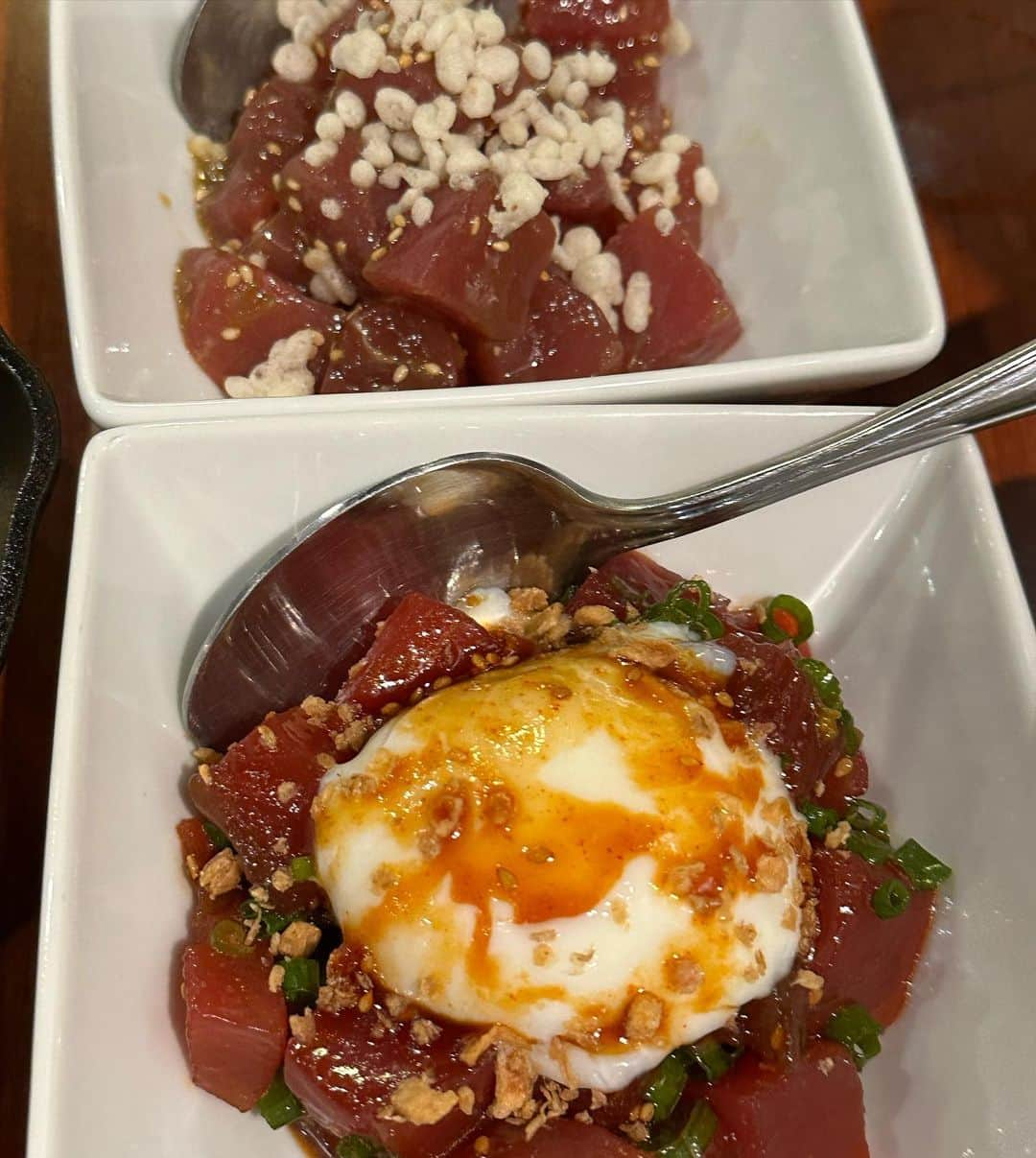 井上公造さんのインスタグラム写真 - (井上公造Instagram)「カフェでディナーを食べたら、鍋があった。味噌鍋、トマト鍋、グリーンカレー鍋。具だくさんで、それぞれ特徴があって美味😋リーズナブルだし、ハマりそう！  #ハワイ   #ハワイ大好き   #カカアコグルメ   #カフェ   #鍋は予約制   #kakaakocaff」11月24日 11時45分 - inouekozo39