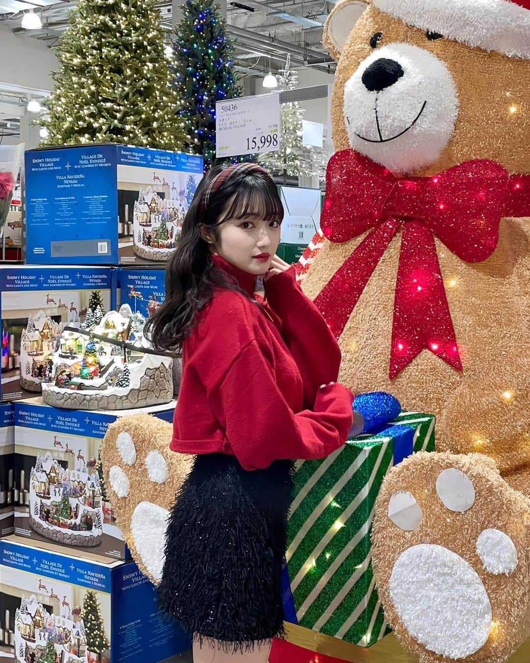 河﨑莉奈さんのインスタグラム写真 - (河﨑莉奈Instagram)「クリスマスまであと1ヶ月₍ᐢ‥ᐢ₎ ෆ  赤ニットが着たくなる季節🌲🎀」11月24日 22時39分 - rinya5588