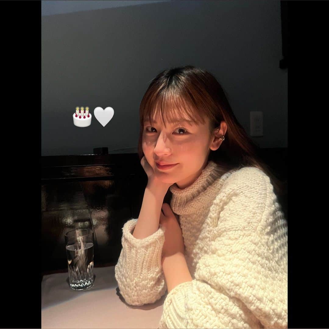 西野実見のインスタグラム：「1124🎂 今日は生まれた日でした👶  周りも自分も幸せがてんこ盛りの年にしたいです！ 今後ともよろしくお願いします🌹  いちごたるとがたべたい🫧」