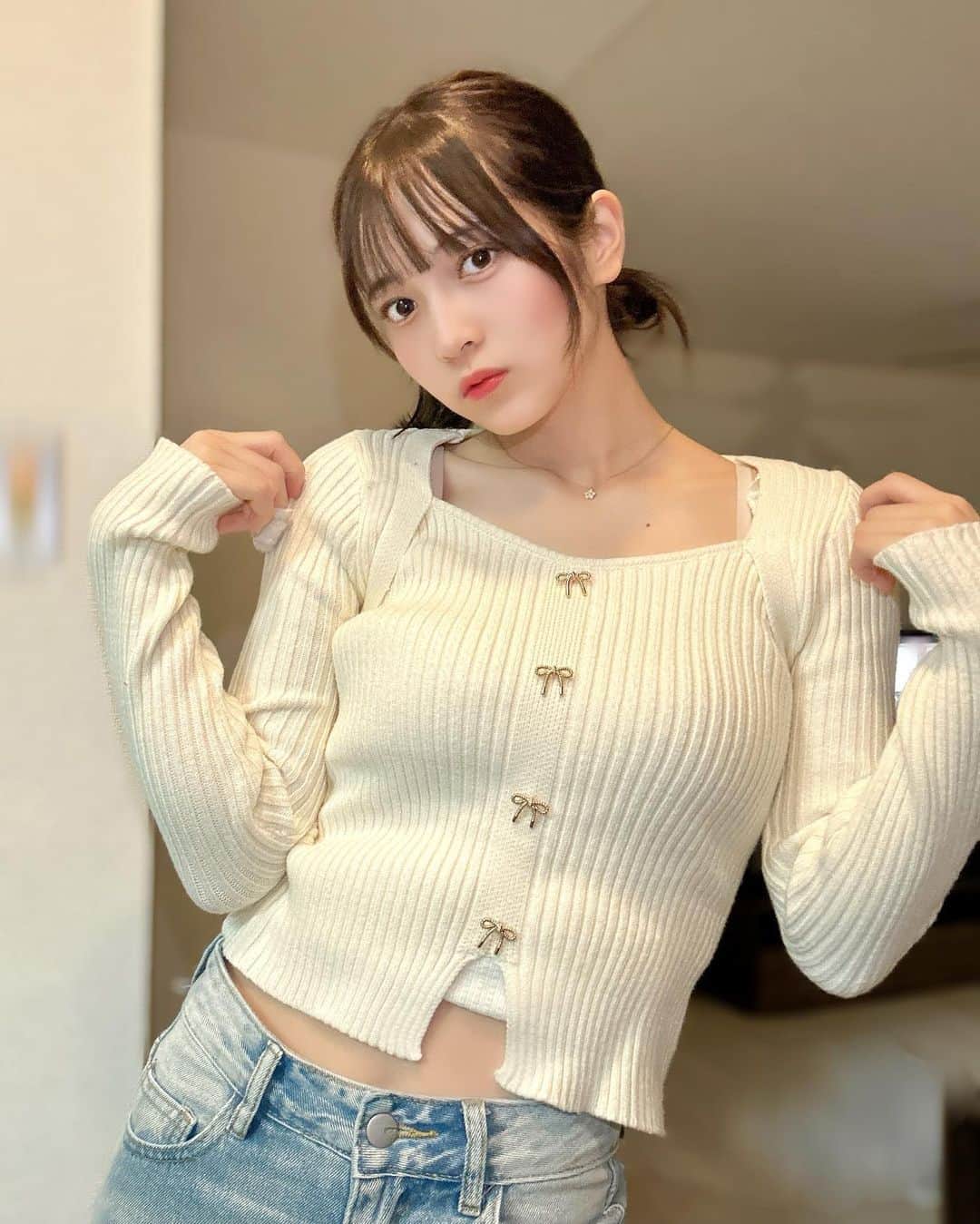 黒嵜菜々子さんのインスタグラム写真 - (黒嵜菜々子Instagram)「SHEINさん毎回お世話になってますってくらいリピートしてるし買いまくってます👶🤍安いし早く届くから幸せルンルン！  ID23171966(トップス) ID22289067(パンツ) ID11128217(Vネックニット)  ・クーポンコード BFJP205  お買い上げ金額1～5,999円まではセール価格より15%OFF、6,000円以上は20%OFFが適用されますよ💜  ・利用期限 公開日〜1月31日  #PR #SHEINgoodfinds #SHEIN1111sale #SHEINforAll #loveshein #ad #saveinstyle #SHEIN  @sheinofficial  @shein_japan   試すたび、好きが見つかる。届くたび、好きが増えてく。」11月24日 21時15分 - kurosaki0516