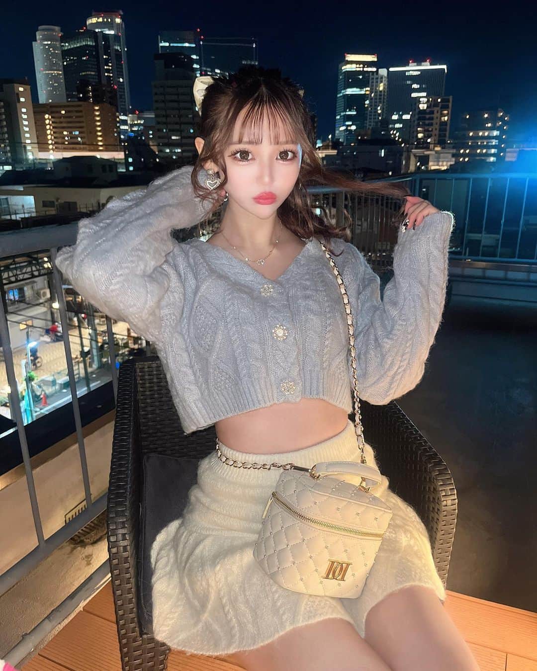 くまみゆのインスタグラム：「水色私似合わないなあと思って買わずにいたけど、 可愛すぎて買ってきてみたらかわちかった💙 水色にハマった！ . . #darich」