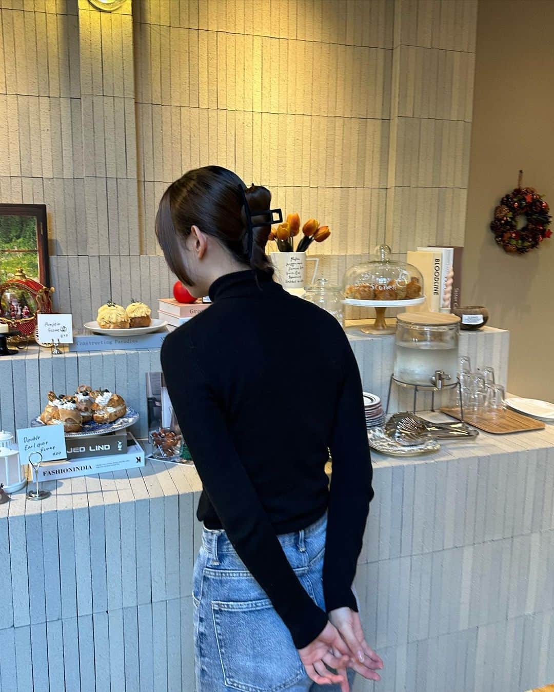 前田こころさんのインスタグラム写真 - (前田こころInstagram)「.  大阪のカフェ可愛いところ沢山！ いつかいっぱい巡りたい〜💭‪🫶🏻  #カフェ巡り #大阪カフェ #cafeseukon #beyooooonds #前田こころ」11月24日 21時17分 - kokoro_maeda.official