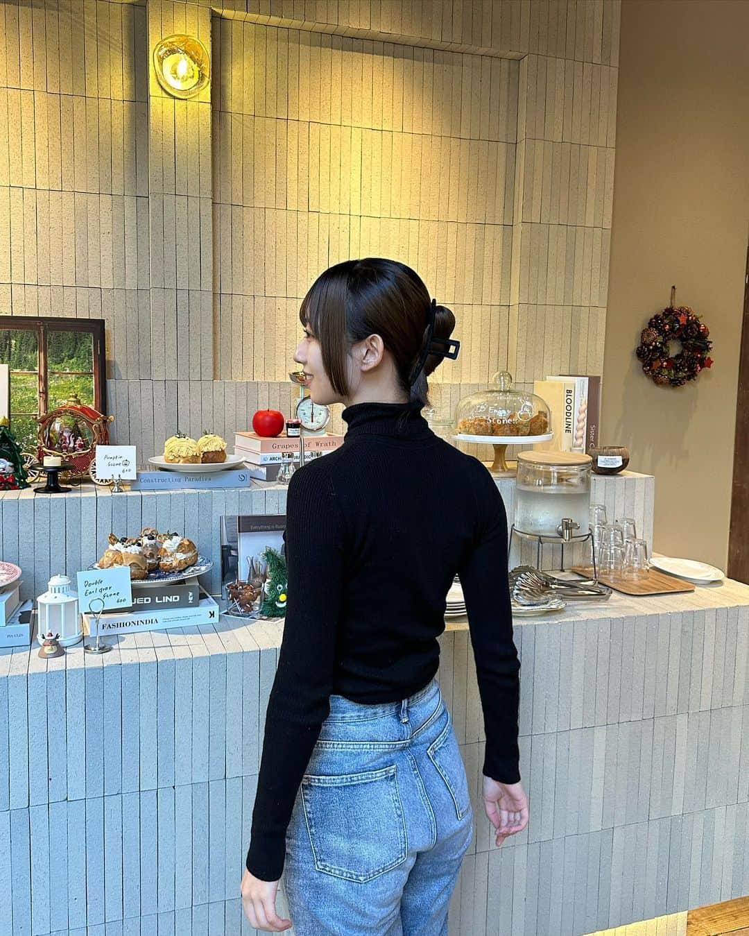 前田こころさんのインスタグラム写真 - (前田こころInstagram)「.  大阪のカフェ可愛いところ沢山！ いつかいっぱい巡りたい〜💭‪🫶🏻  #カフェ巡り #大阪カフェ #cafeseukon #beyooooonds #前田こころ」11月24日 21時17分 - kokoro_maeda.official