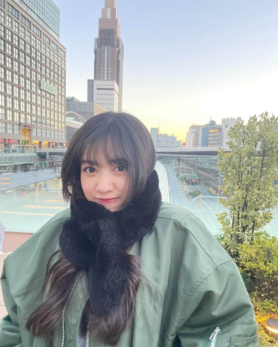 中嶋桃花さんのインスタグラム写真 - (中嶋桃花Instagram)「空がとっても綺麗でしょ？✨🥺 いっぱい撮ってもらったからいっぱい載せる♡」11月24日 21時25分 - momoka_nakajima
