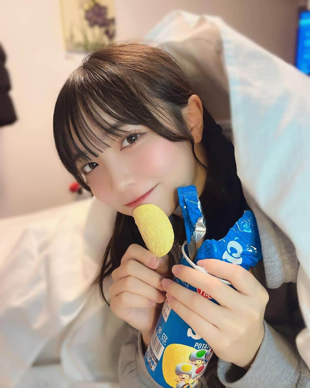 小田垣有咲さんのインスタグラム写真 - (小田垣有咲Instagram)「お菓子パーティー🍭🍬🍫🍿🍩」11月24日 21時36分 - arisaodagaki