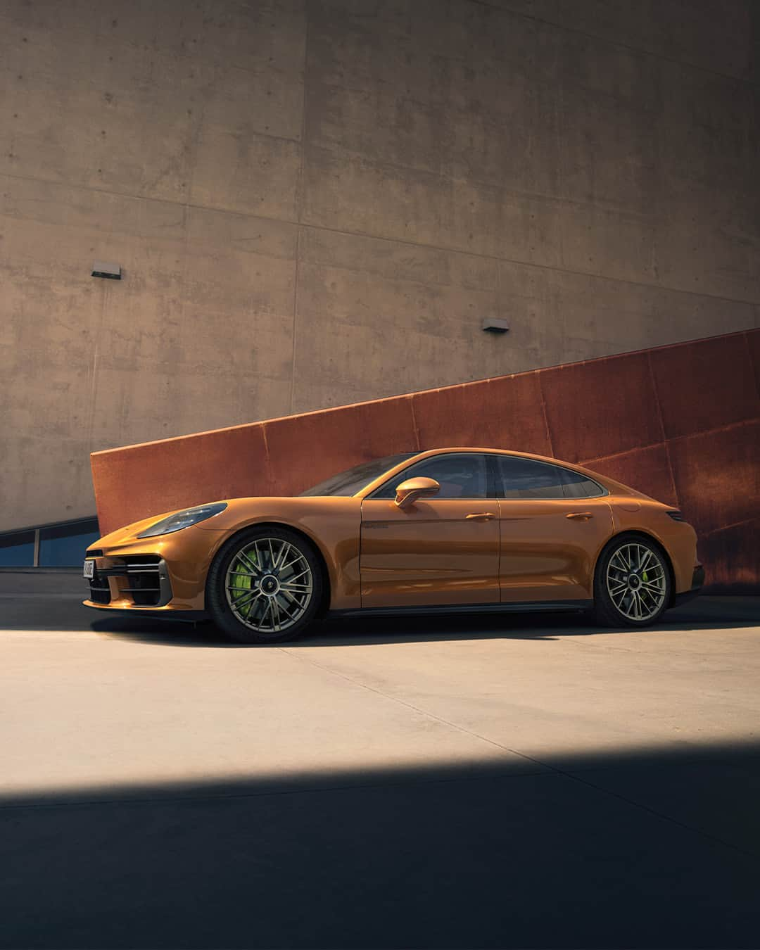 Porscheさんのインスタグラム写真 - (PorscheInstagram)「Sports car performance. Luxury saloon comfort. The new Panamera. Choose boldly.  __ Panamera Turbo E-Hybrid: Fuel consumption combined in l/100 km: 1.7-1.2 (WLTP, weighted); CO₂ emissions combined in g/km: 38-26 (WLTP, weighted); electricity consumption combined in kWh/100 km: 29.9-27.5 (WLTP, weighted); electric range according to WLTP in km: 76-91 (EAER) · 83-93 (EAER city) | https://porsche.click/DAT-Leitfaden | Status: 11/2023」11月24日 21時31分 - porsche