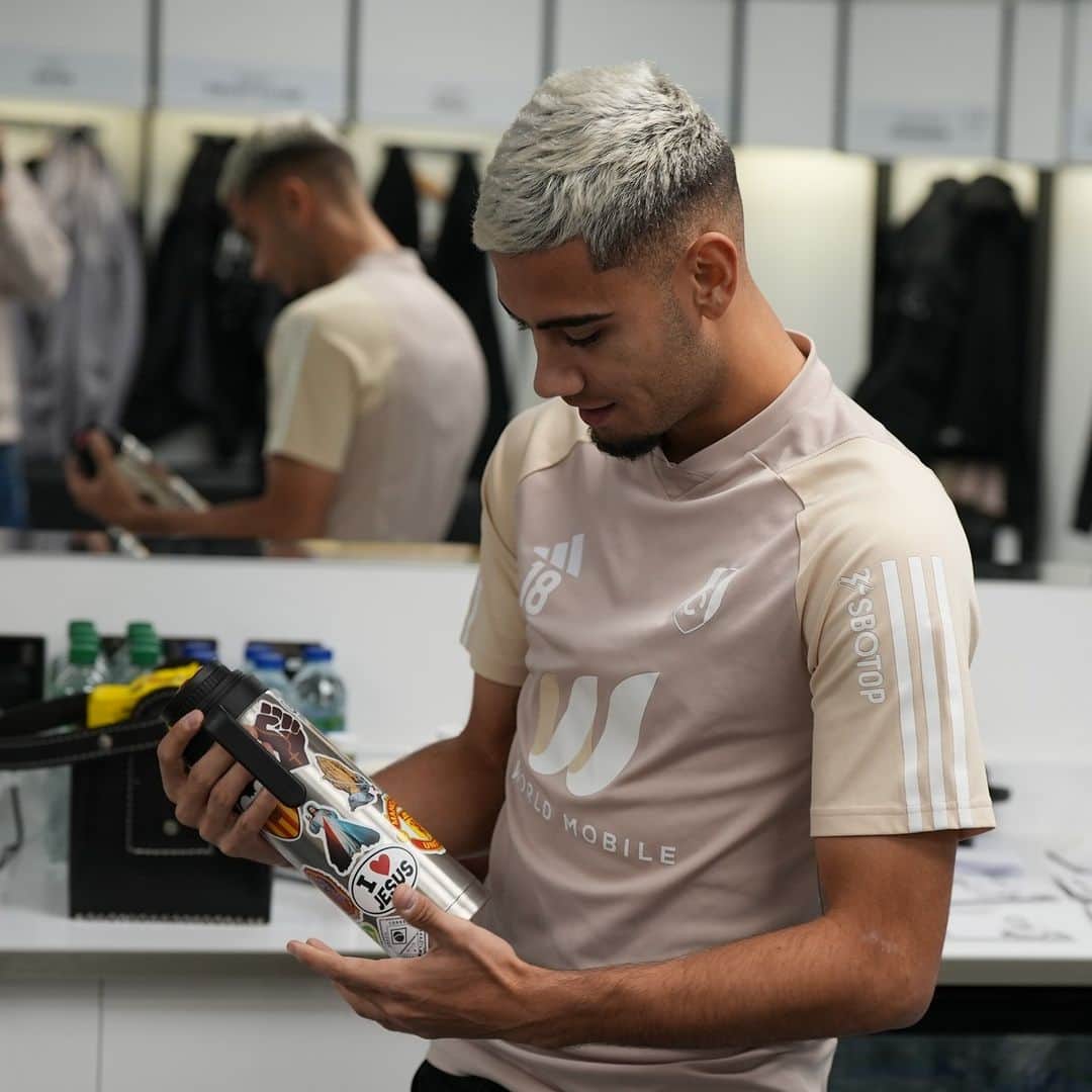 フラムFCのインスタグラム：「Photo credit: @carlosvinicius95 📸🤣」