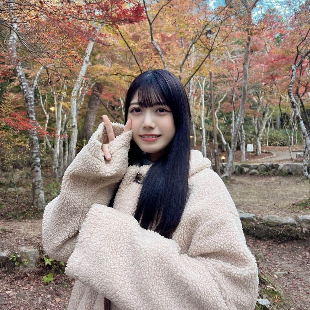 西嶋菜々子さんのインスタグラム写真 - (西嶋菜々子Instagram)「紅葉狩り行ってきたよ🍁 ちょっと早かったかな〜でもきれいだったよ('-'ㅇ)♪   #有馬温泉  #瑞宝寺公園」11月24日 21時50分 - nanako_nishijima