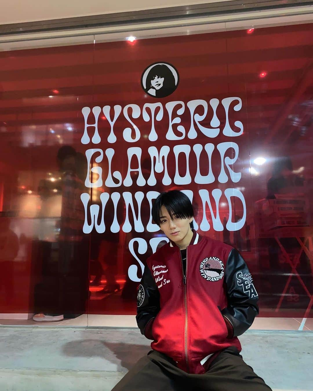 大木遥翔さんのインスタグラム写真 - (大木遥翔Instagram)「WIND AND SEA × HYSTERIC GLAMOUR  HYSTEARIC GLAMOURとのコラボレーションコレクシヨン第5弾✨  赤色のジャケット🔴に一目惚れしてしまいました🫶  @windandsea_wear  @hystericglamour_tokyo」11月24日 21時58分 - o_h_410