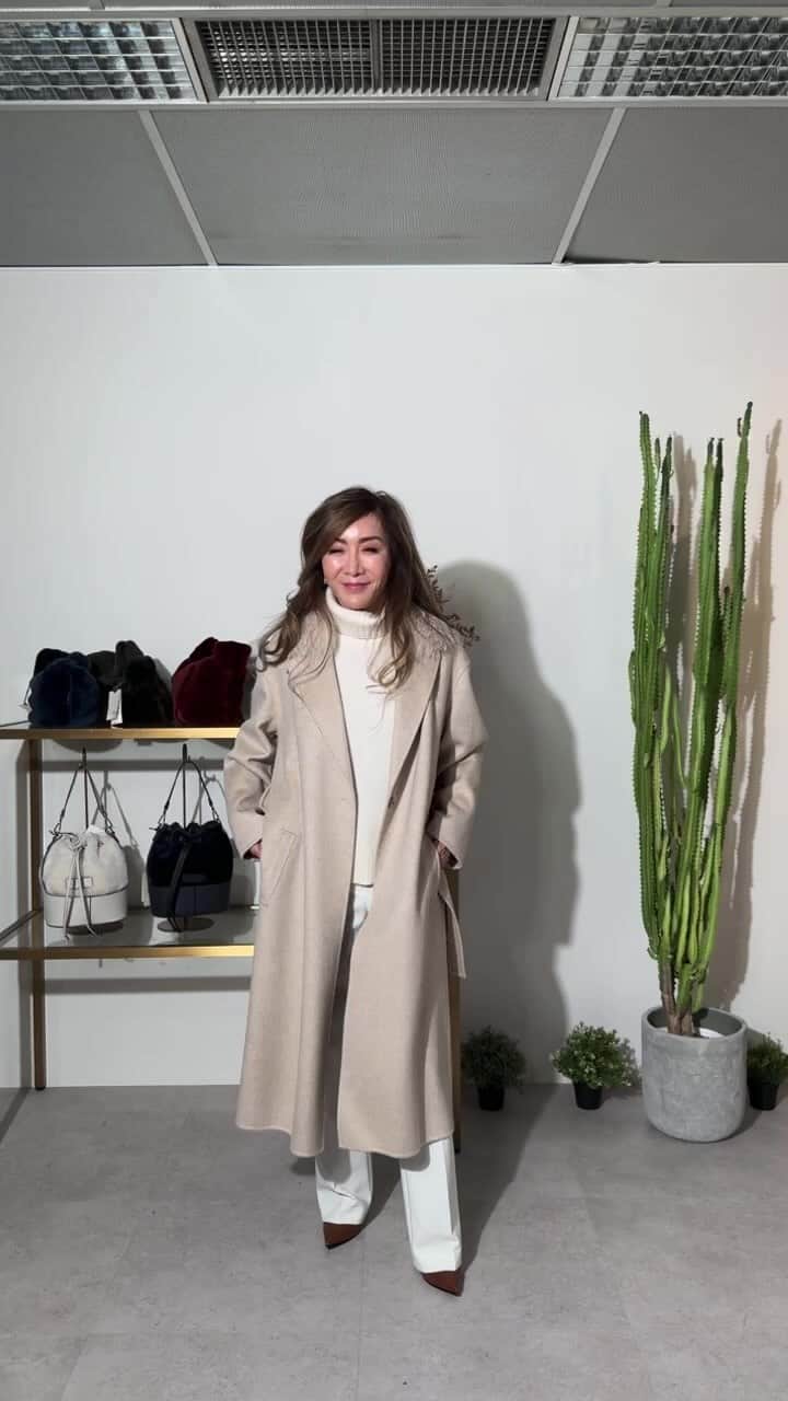 原口篤子のインスタグラム：「BLACK FRIDAY SALEライブありがとうございました💞  どれも残りわずかになって来てるのでお見逃しのない様に😊  @dualview_official   #インスタライブ　#dualview」