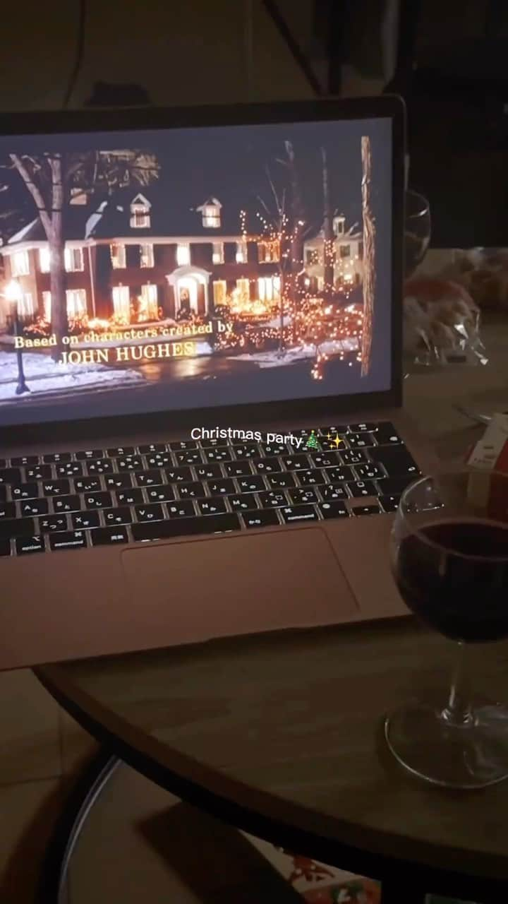 白倉あやのインスタグラム：「Christmas party IN PARIS🎄🍷✨❤️」