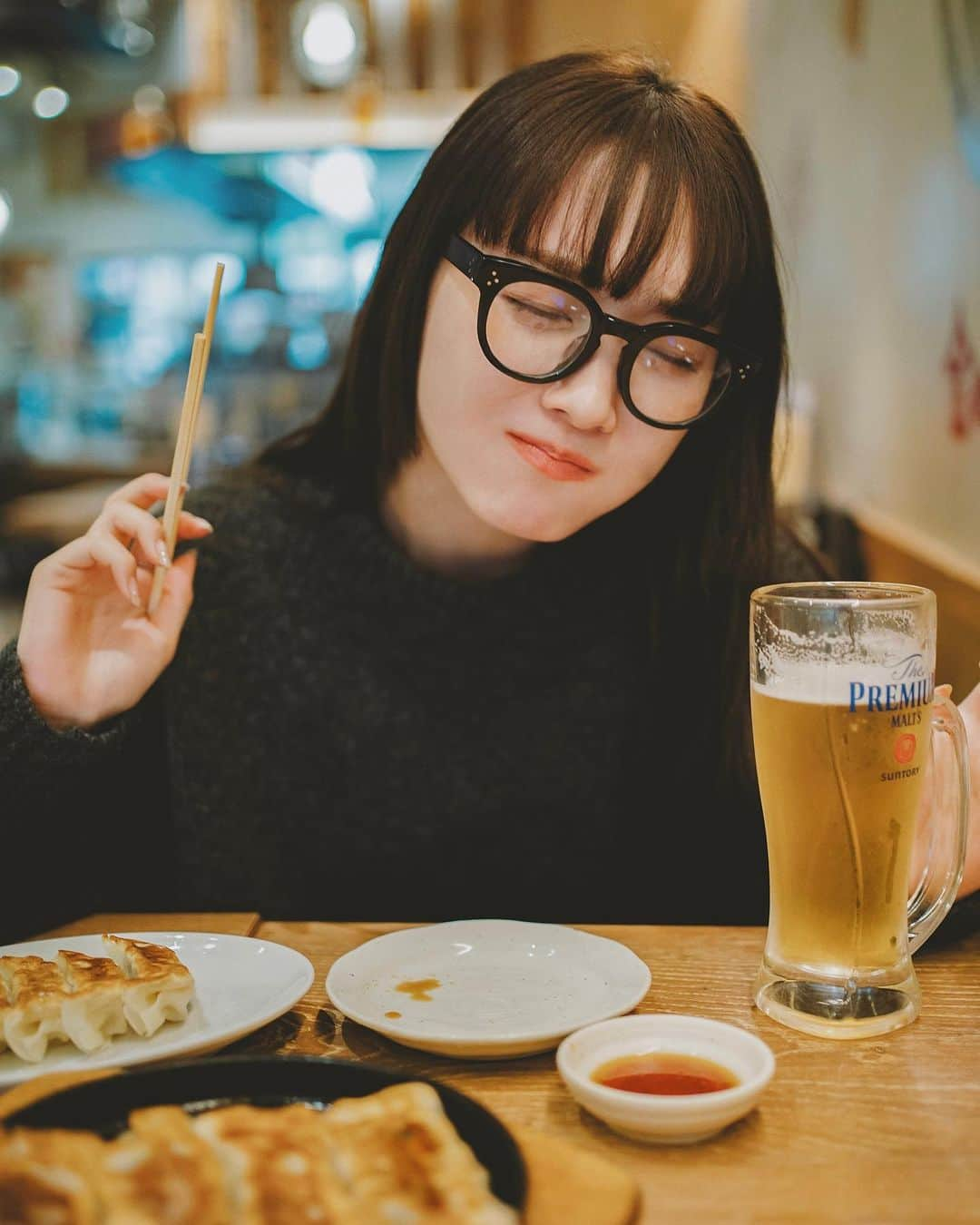 佐藤俊斗さんのインスタグラム写真 - (佐藤俊斗Instagram)「Nana Shinnoo @nanagirl7   #🥟  #🍺」11月24日 22時26分 - shuntosato