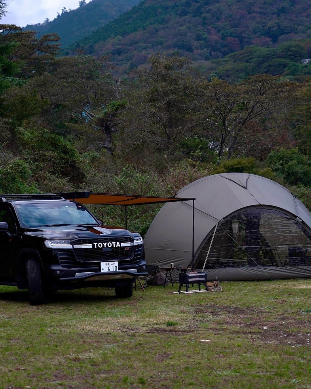 ROOT CO. Designed in HAKONE.のインスタグラム：「. Car camping.  #rootco #root_co #outdoor #outdoors #camp #camping #carcamp #carcamping #autocamp #autocamping」