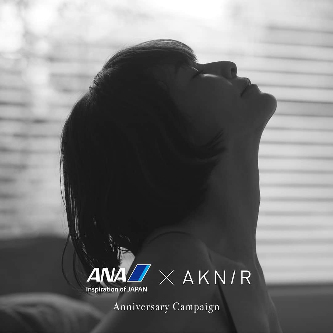 ANAさんのインスタグラム写真 - (ANAInstagram)「ANAxAKNIR コラボレーションキャンペーン実施中✈️🌈  @ana.japan と @aknir__official  をフォローして、「#AKNIR_ANAコラボキャンペーン」をつけてハワイに関連した写真を投稿された方の中から、抽選でAKNIR商品をプレゼント💖  詳しくはこちら💁🏼‍♀️https://ana.ms/3SLBdBO」11月24日 14時00分 - ana.japan