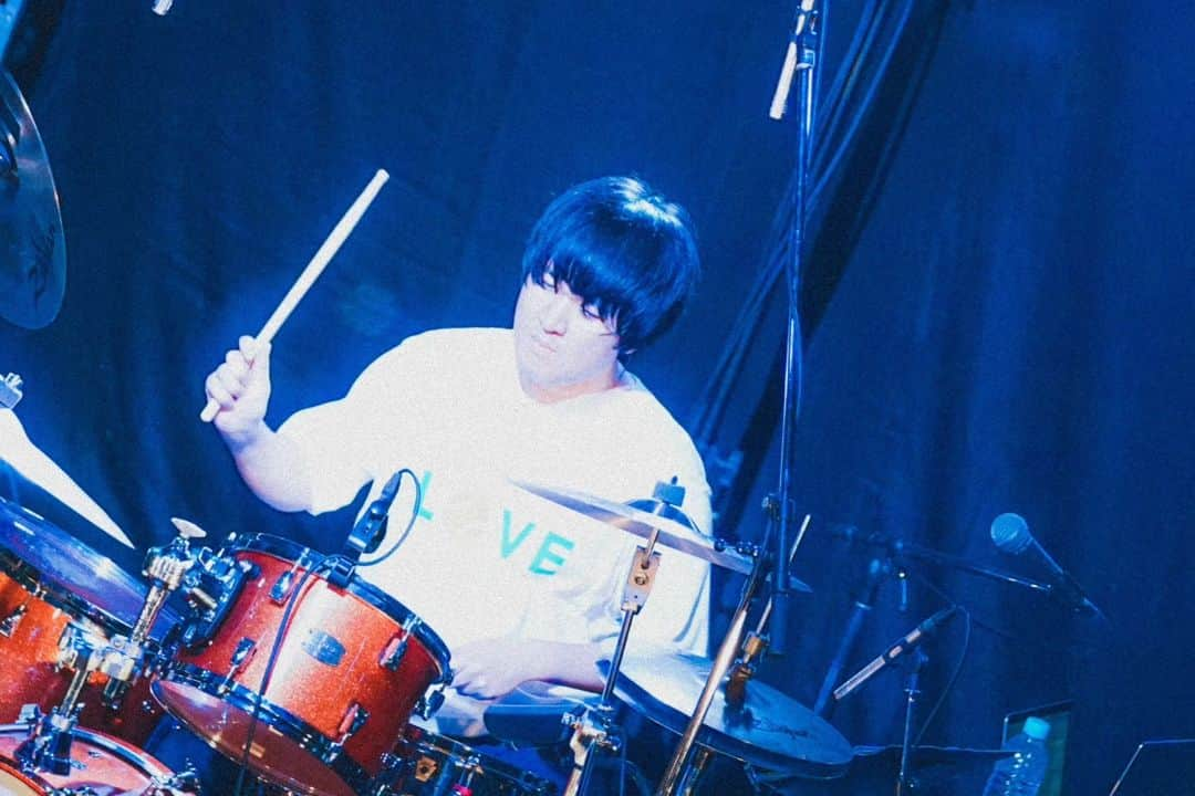 KANA-BOONさんのインスタグラム写真 - (KANA-BOONInstagram)「⁡ ⁡【第75回大樟祭 大阪経済大学×KANA-BOON ライブ】⁡  2023.10.29 大阪経済大学 学園祭  地元大阪での学園祭！ お集まりいただき、ありがとうございました！✨  ⁡⁡photo by @akaikai_69 ⁡⁡ ⁡⁡⁡ ⁡#大阪経済大学 #大樟祭 ⁡#KANABOON」11月24日 14時11分 - kanaboon_official_insta