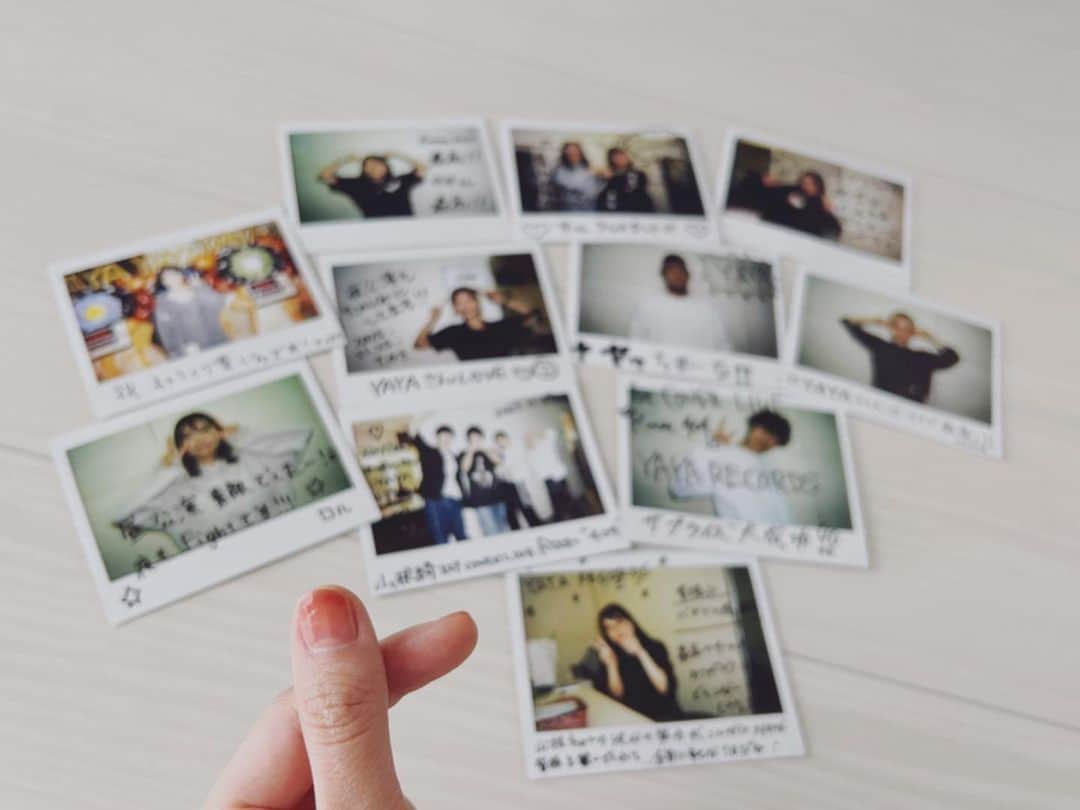 山根綺のインスタグラム：「最後に、この"ROOM 404"を一緒に作ってくださったスタッフの皆様、本当にありがとうございました！ あたたかいYAYA RECORDSチームが大好きです。 素敵な舞台を作ってくださって、最高に可愛くしてくださって、ずっと側で見守ってくださって、一緒に笑ってくださって、心から感謝しています。  当たり前のことなんて何一つ無くて、 今までずっと自分はこんなに幸せで良いのかなって思っていたんですけど 大好きな皆さんと新しい自分と一緒に、必ず夢の舞台に行きます！ もっともっと上手くなって、沢山の人の心を動かせるようになります！ 精一杯頑張りますので、これからもよろしくお願いします！ いっぱい泣いちゃったけど、昨日は全部嬉しい涙でした。 世界一の幸せ者だ。 本当に本当にありがとうございました！🌸  #YAYARECORDS #ROOM404」