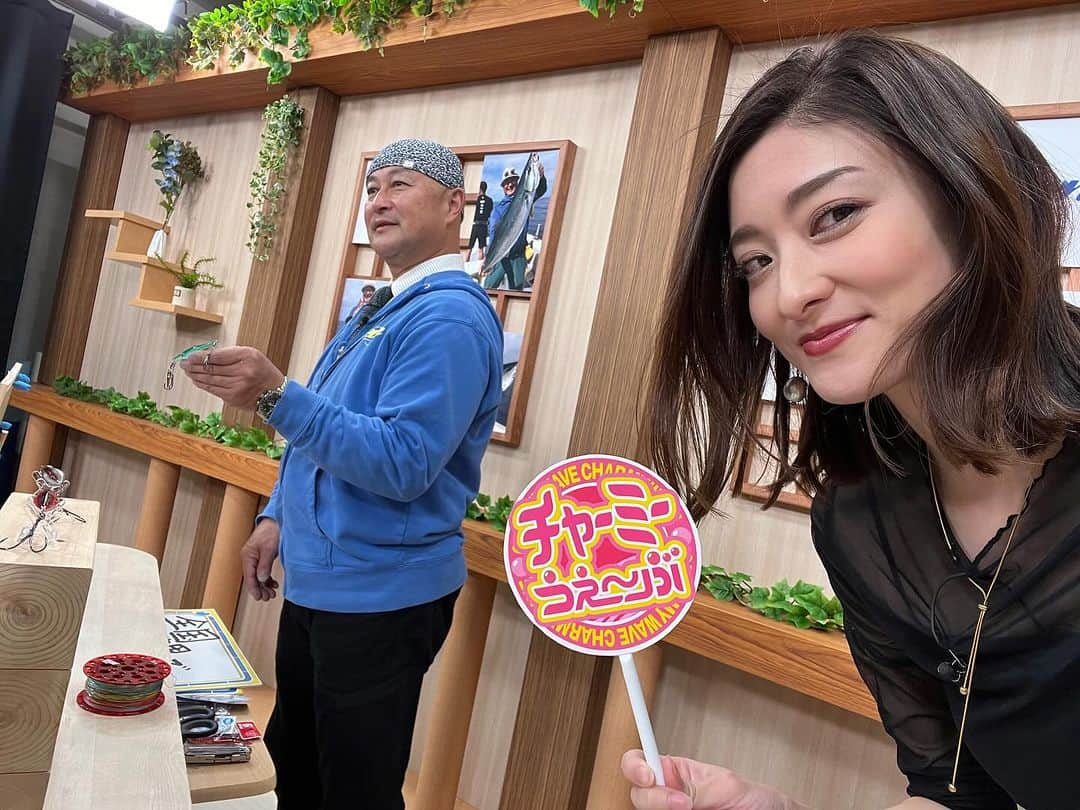 高橋麻美さんのインスタグラム写真 - (高橋麻美Instagram)「． ． 釣りビジョン『釣りうぇ〜ぶ』 今日21時から放送です🙋  GEAR WAVEで紹介する ガイドサービス セブンのイカジグ🦑 リアルでおもしろいよー🤭 カラーの話が好き🤭  ぜひ見てね👀  #釣りビジョン#釣りうぇーぶ#ガイドサービス#ガイドサービスセブン #GEARWAVE#gear#釣り具#イカ#🦑 #ジグ#ルアー#ルアーフィッシング#釣り#fishing#🎣 @fishingvision @seven_slide」11月24日 14時18分 - charmy421