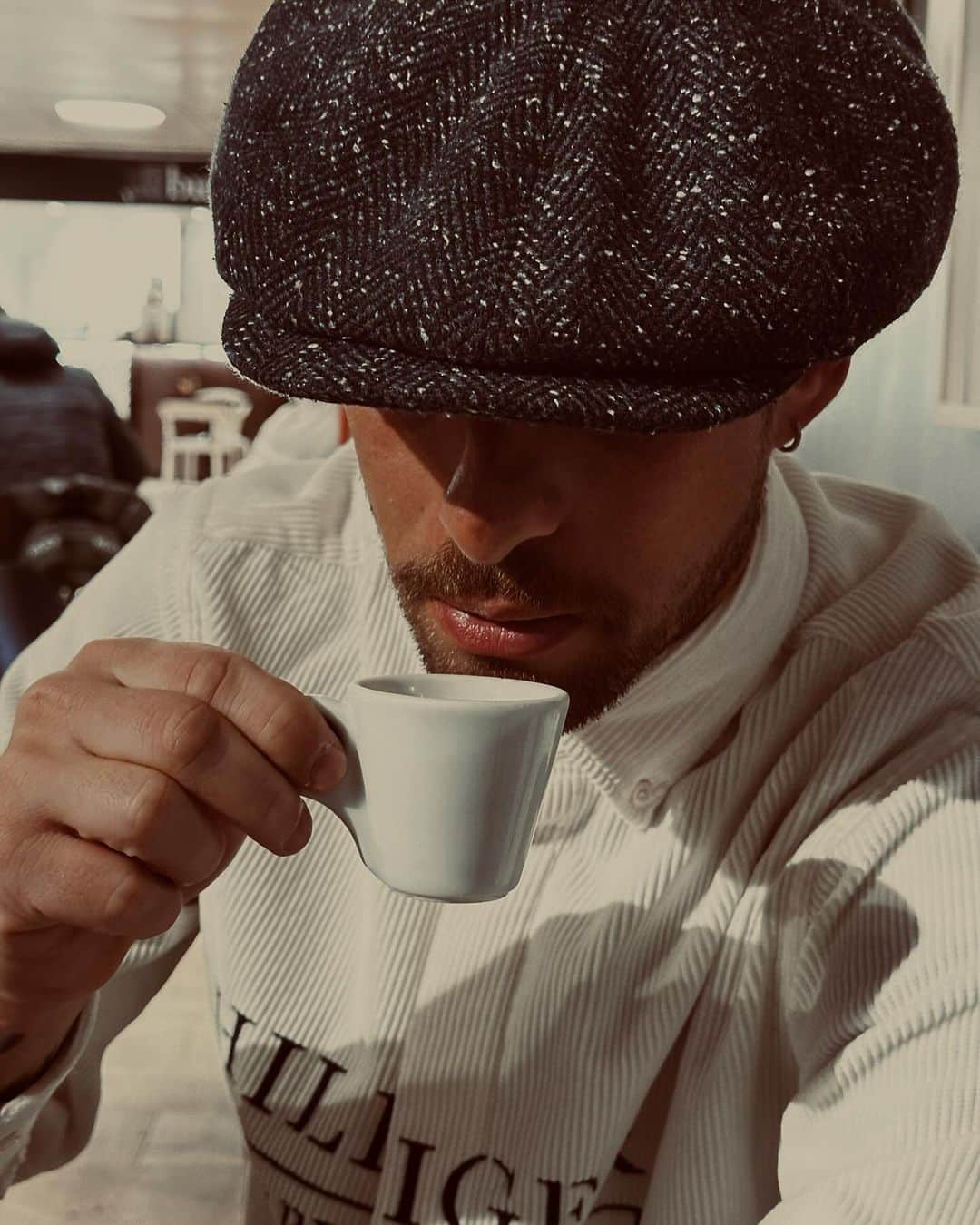 クラウディオ・マルキジオのインスタグラム：「☕️🛫🇮🇹 #trip」