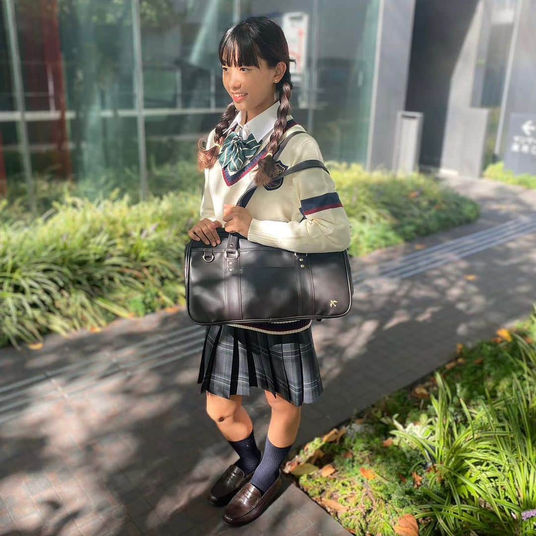 制服専門店CONOMiさんのインスタグラム写真 - (制服専門店CONOMiInstagram)「モデル▷▶︎▷ @co_co7coco  . . .  #conomi #このみ #制服 #なんちゃって制服 #制服アワード #制服ディズニー #制服ユニバ #制服交換 #制服コーデ #制服アレンジ #制服jk #放課後jk #jkブランド #jkの素敵な思い出 #jk制服 #アオハル #jk1 #jk2 #jk3」11月24日 15時27分 - conomi_official