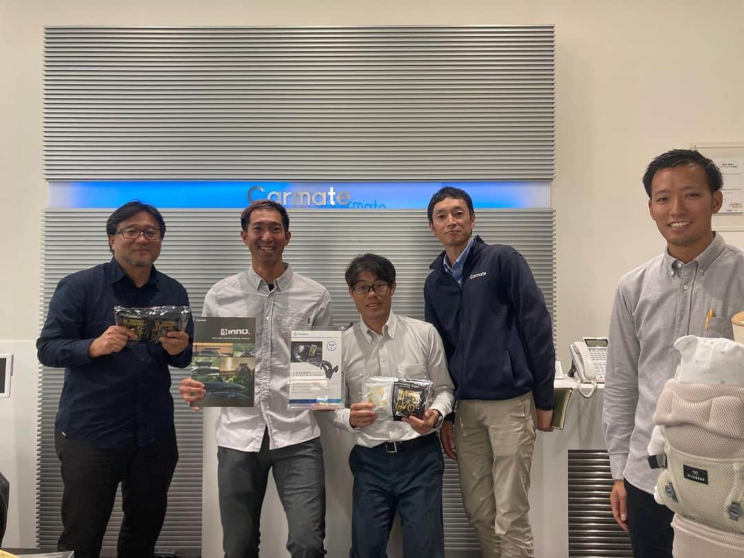 山本幸平のインスタグラム：「Visited Bike carrier sponsor @carmate_official   Thanks for all your support.  株式会社カーメイト訪問してきました。 いつもバイクキャリア(イノー製品)はじめ車内の様々な商品提供で快適な車移動でレース活動をサポートしてくれています！ いつも温かくサポートして下さり有難うございます。 #イノー #inno」