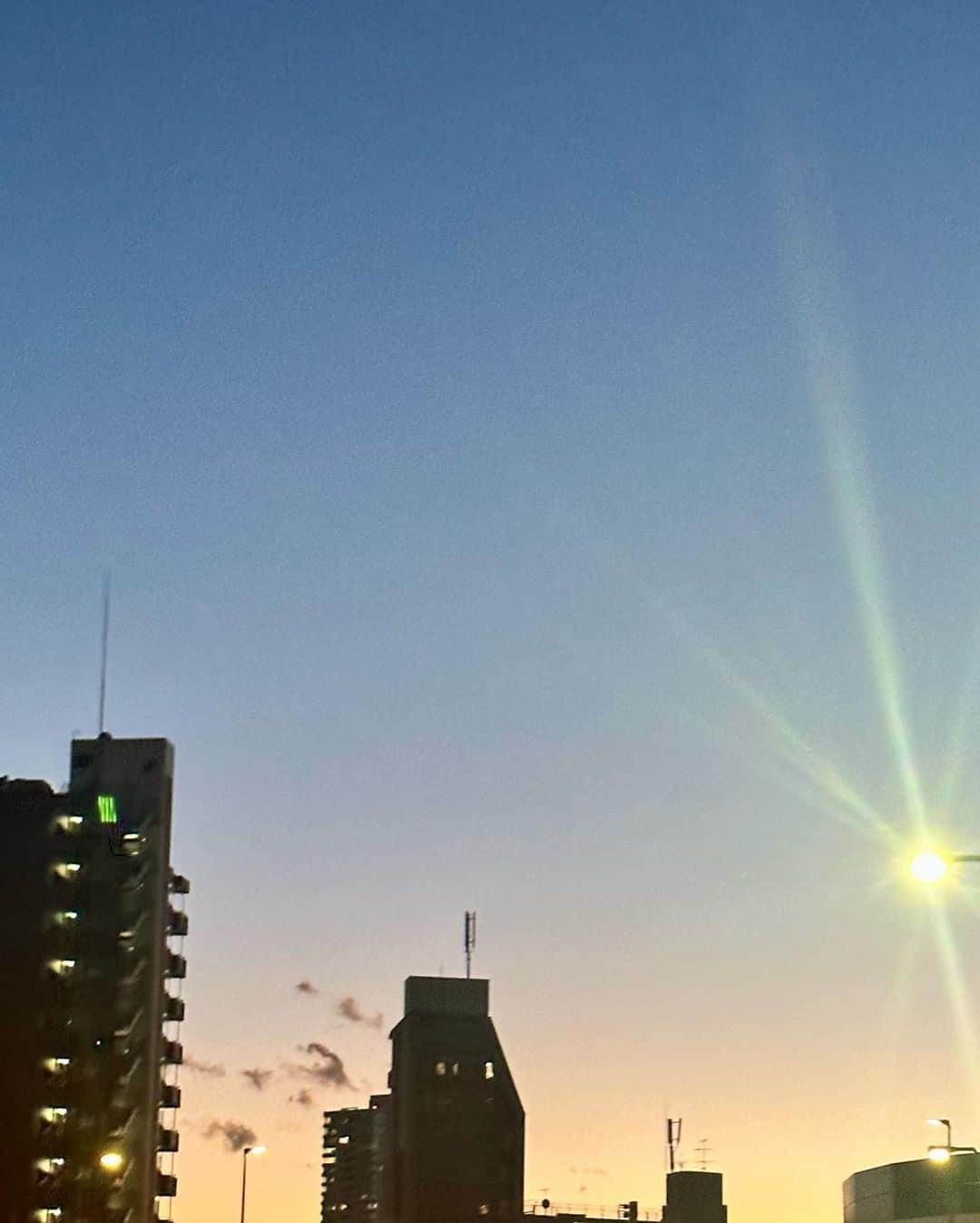 金谷鞠杏さんのインスタグラム写真 - (金谷鞠杏Instagram)「#japan #sky」11月24日 16時13分 - mariannu_official