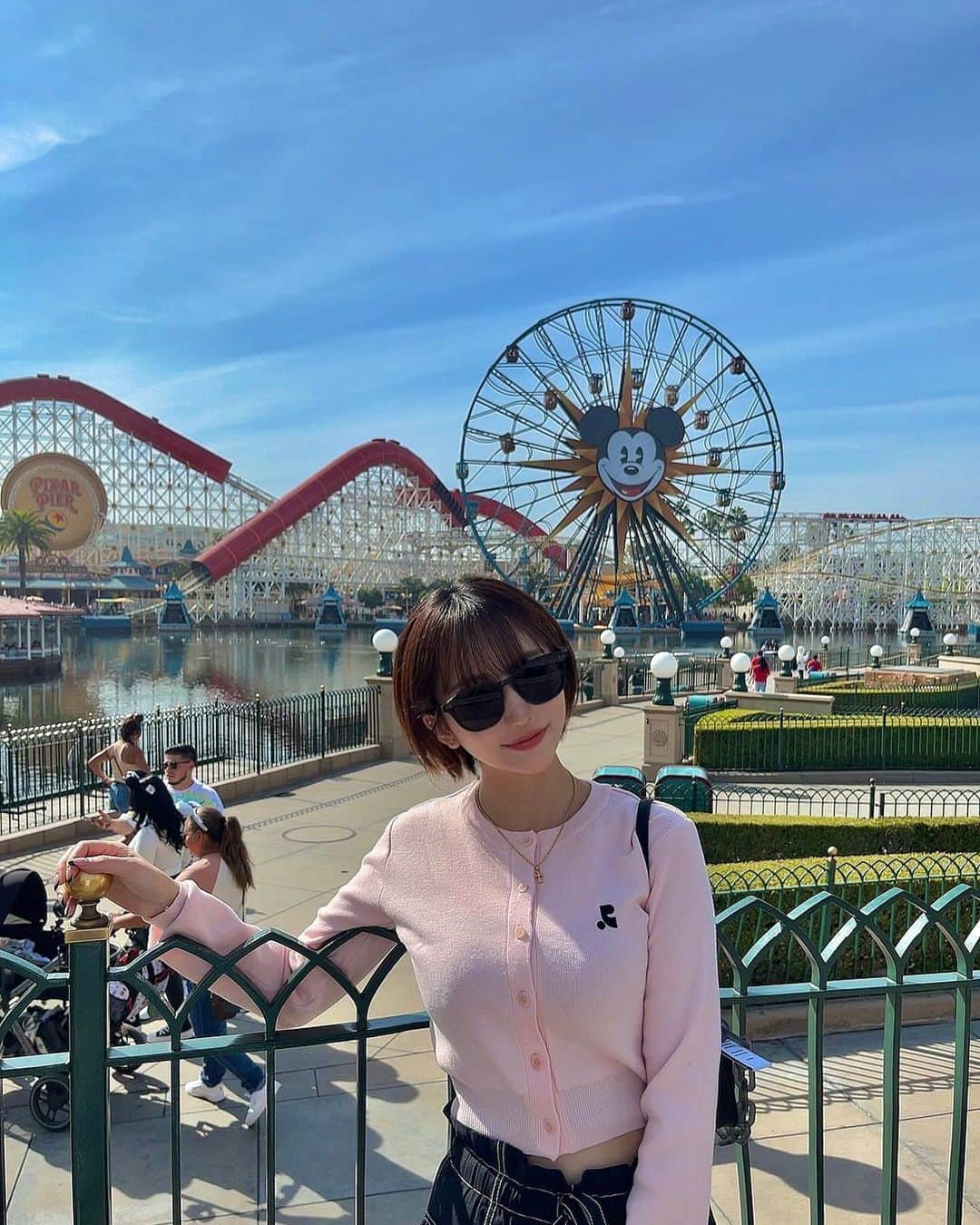 ERENAのインスタグラム：「２度目の カルフォルニアディズニー🐭🏰🇺🇸」