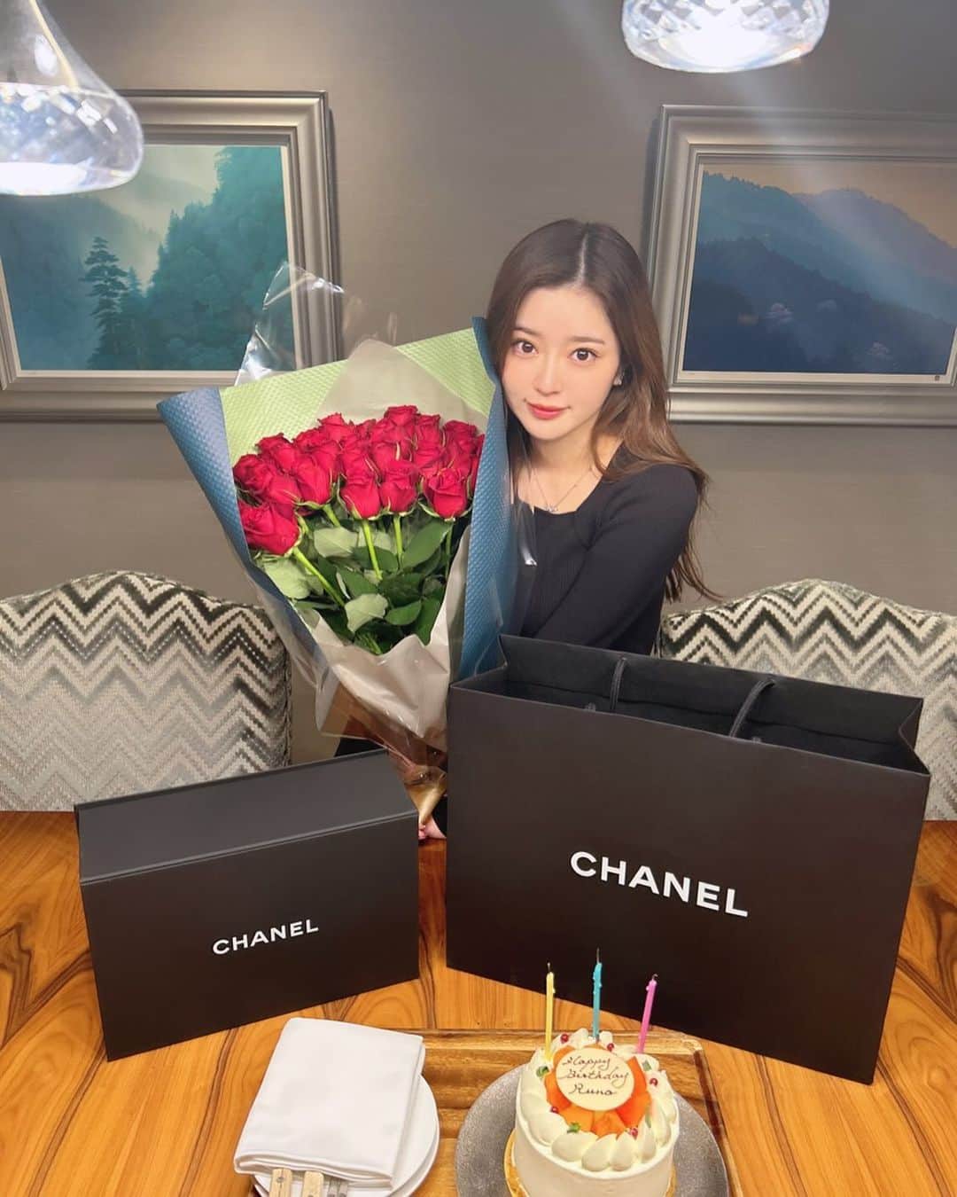 山本月のグルメインスタ