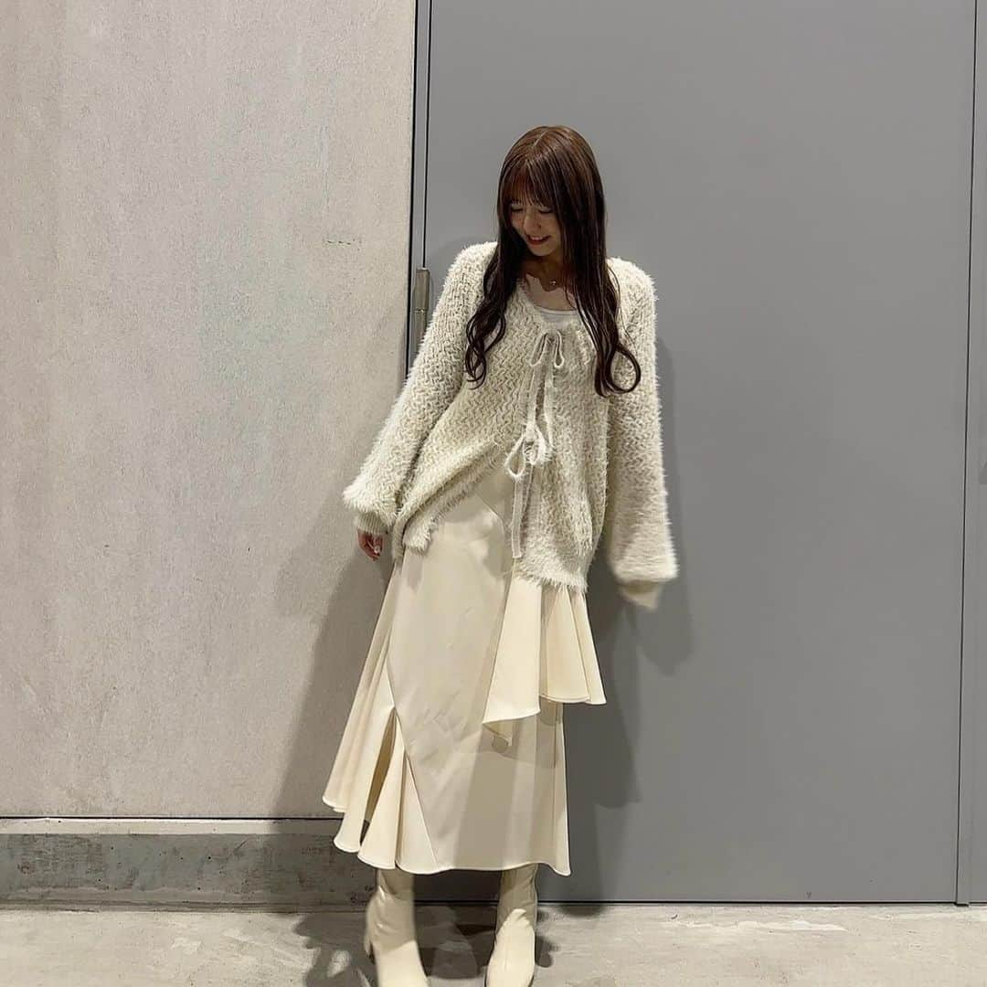 曽我部優芽さんのインスタグラム写真 - (曽我部優芽Instagram)「❄‪🤍‪ ⁡ ⁡ #fashion#code#ootd#instagood #winterfashion#white#오오티디#셀카」11月24日 22時55分 - _yume_s