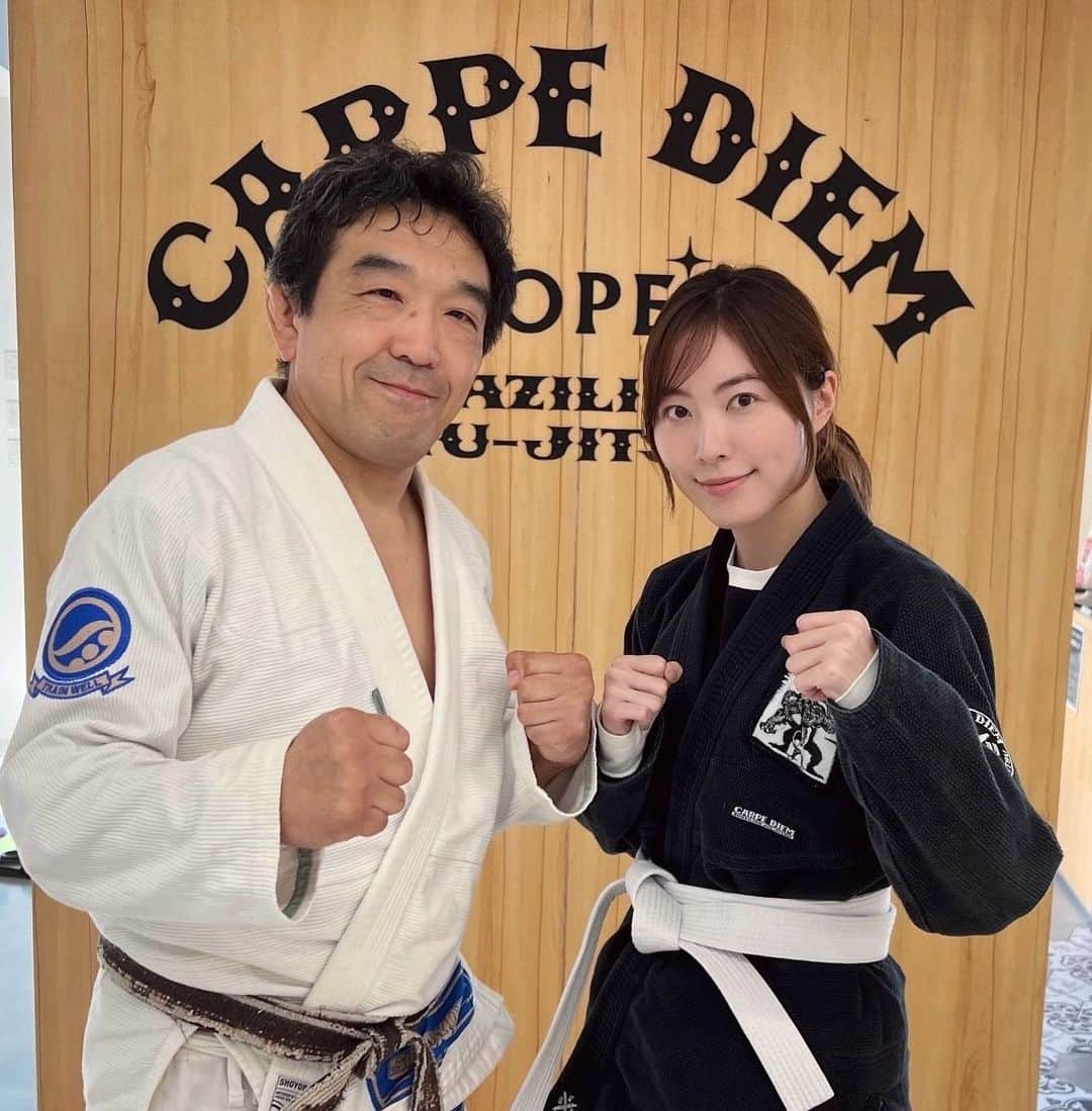 松井珠理奈さんのインスタグラム写真 - (松井珠理奈Instagram)「柔術で充実🥋🖤  やっと練習行けました〜👊🏻🔥 中井先生ありがとうございました🙇‍♀️  #blackfriday  #柔術  #ブラジリアン柔術  #bjj  #mma  #スポーツ女子  #sports  #格闘技  #道着」11月24日 17時24分 - jurinamatsui3