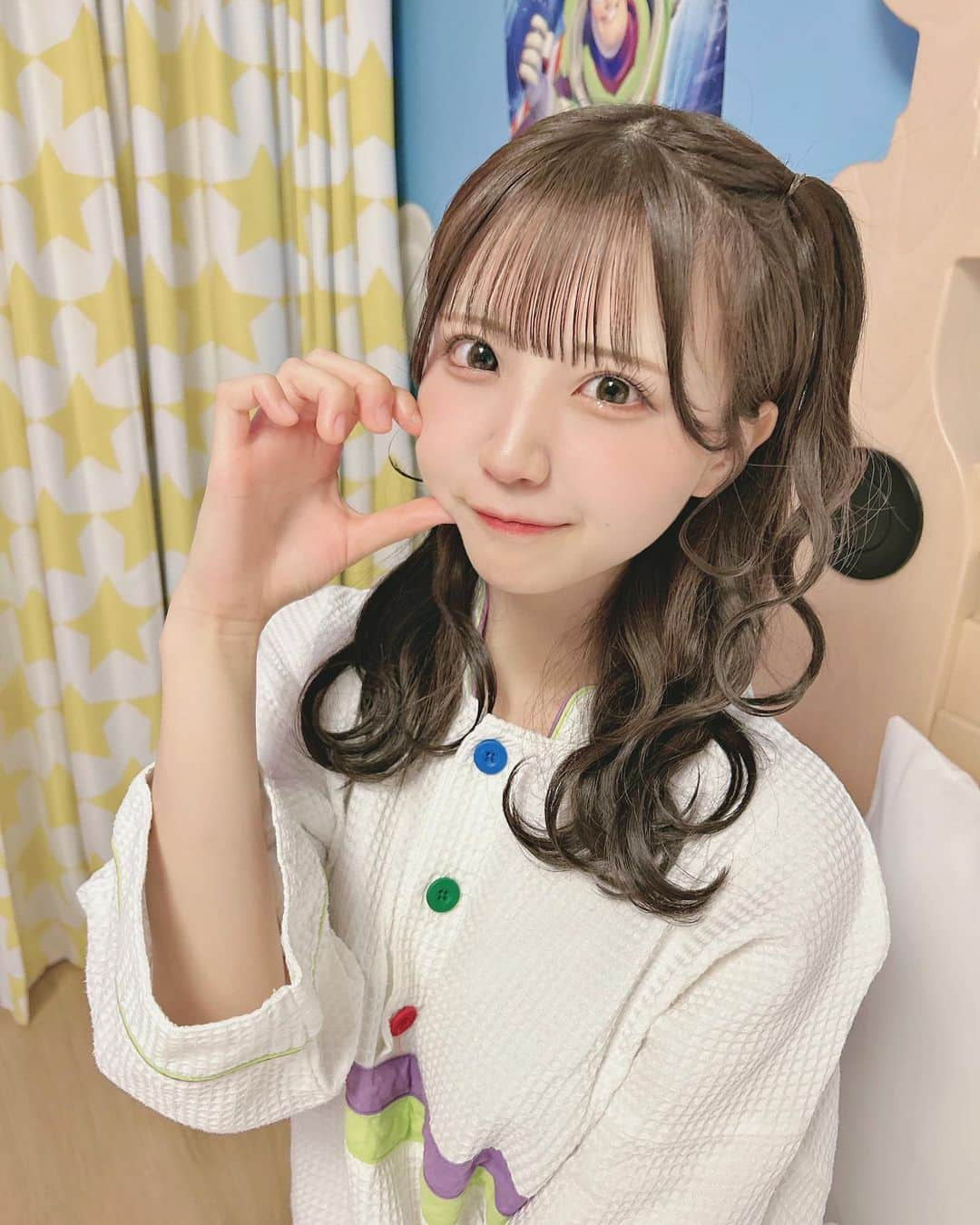 りこたにえんさんのインスタグラム写真 - (りこたにえんInstagram)「トイストーリーホテル🧸❤️ はじめてとまったの〜 今回ままとバケーションパッケージでいってきたんだ🧸❤️  #toystory #トイストーリー　#toystoryhotel #トイストーリーホテル」11月24日 17時25分 - ricotanien