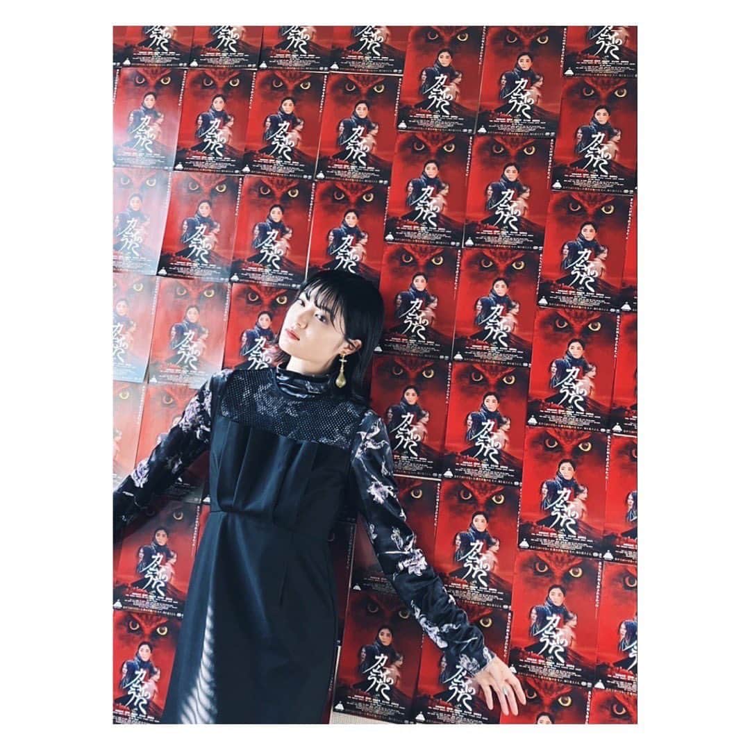 吉田美月喜さんのインスタグラム写真 - (吉田美月喜Instagram)「☽ 旭川と札幌の4館での北海道初日舞台挨拶でした。 観にきていただいた沢山の皆様ありがとうございました！  そして今作が、 ・カルカッタ国際映画祭（インド）インターナショナル映画部門で最優秀賞作品賞 ・モントリオール・インデペンデント映画祭（カナダ）で優秀作品賞 ・グランド・シネ・カーニバル・モルディブ（モルディブ）で優秀作品賞 ・スペインのハーキュリー・インディペンデント映画祭で優秀作品賞 を受賞しました。  こうして世界の方にも知っていただける機会をいただけてとても嬉しいです✨ 東京での公開もお楽しみに☺︎  #映画 #カムイのうた #加藤雅也 さん #吉田美月喜 #yoshidamizuki #yoshida #mizuki」11月24日 18時00分 - mizukiyoshida_official