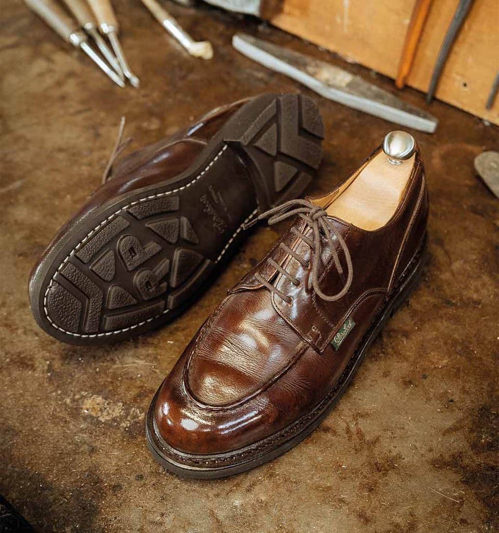 パラブーツのインスタグラム：「G R E E N  F R I D A Y 🔧 Solides, belles et authentiques… Mes @paraboot_official sont faites pour durer. www.paraboot.com」