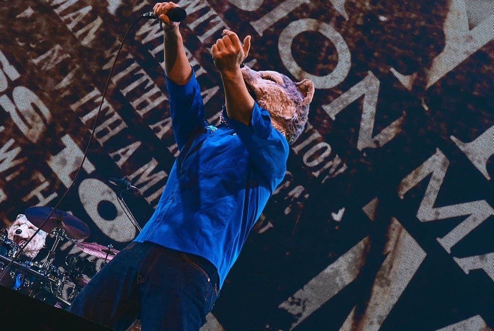 Man With A Missionさんのインスタグラム写真 - (Man With A MissionInstagram)「Wolves on Parade Osakajyo Hall Day 2  The crowd was awesome!  #manwithamission  #wolvesonparade #osaka #osakajyohall  #thankyou #seeyousoon #@radiocrazy」11月24日 17時46分 - mwamofficial