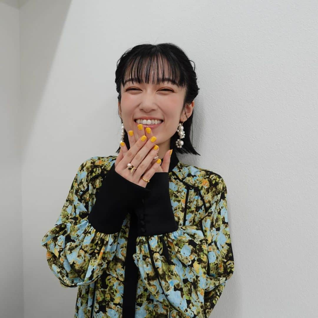 黒沢ともよさんのインスタグラム写真 - (黒沢ともよInstagram)「ユーフォニアム3ついに本格始動です！！！ 黒江真由役は戸松遥さんに ...