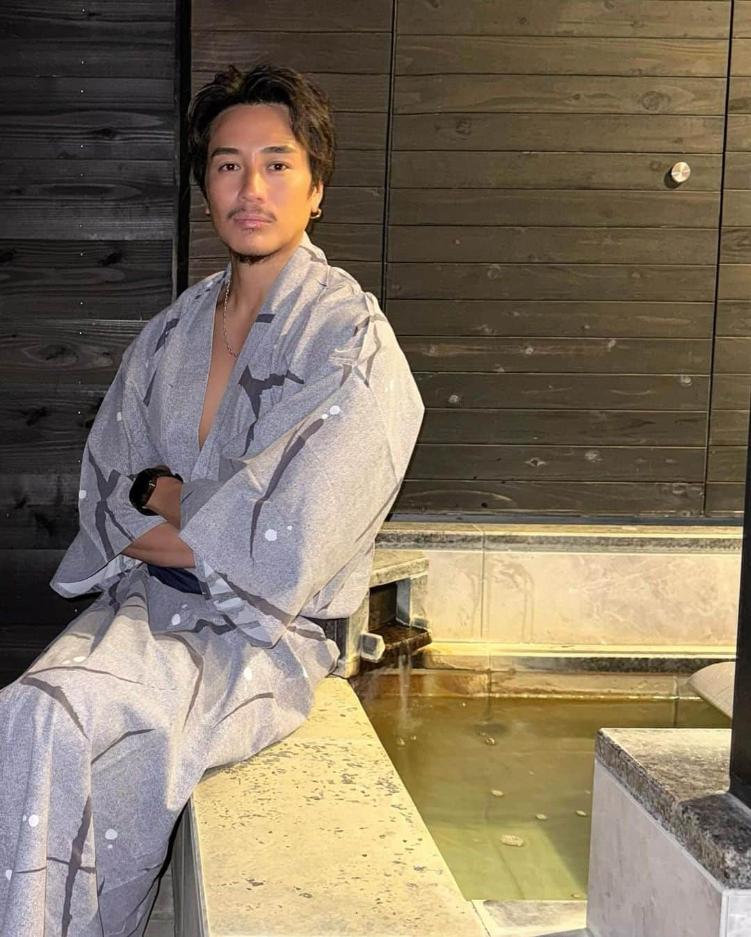 石垣彰啓さんのインスタグラム写真 - (石垣彰啓Instagram)「客室温泉最高だった♨️  #軽井沢marriotthotel #軽井沢マリオットホテル」11月24日 18時00分 - akihiro0809