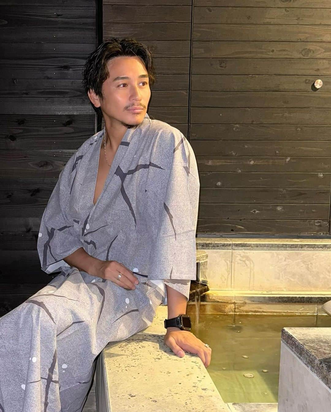 石垣彰啓のインスタグラム：「客室温泉最高だった♨️  #軽井沢marriotthotel #軽井沢マリオットホテル」