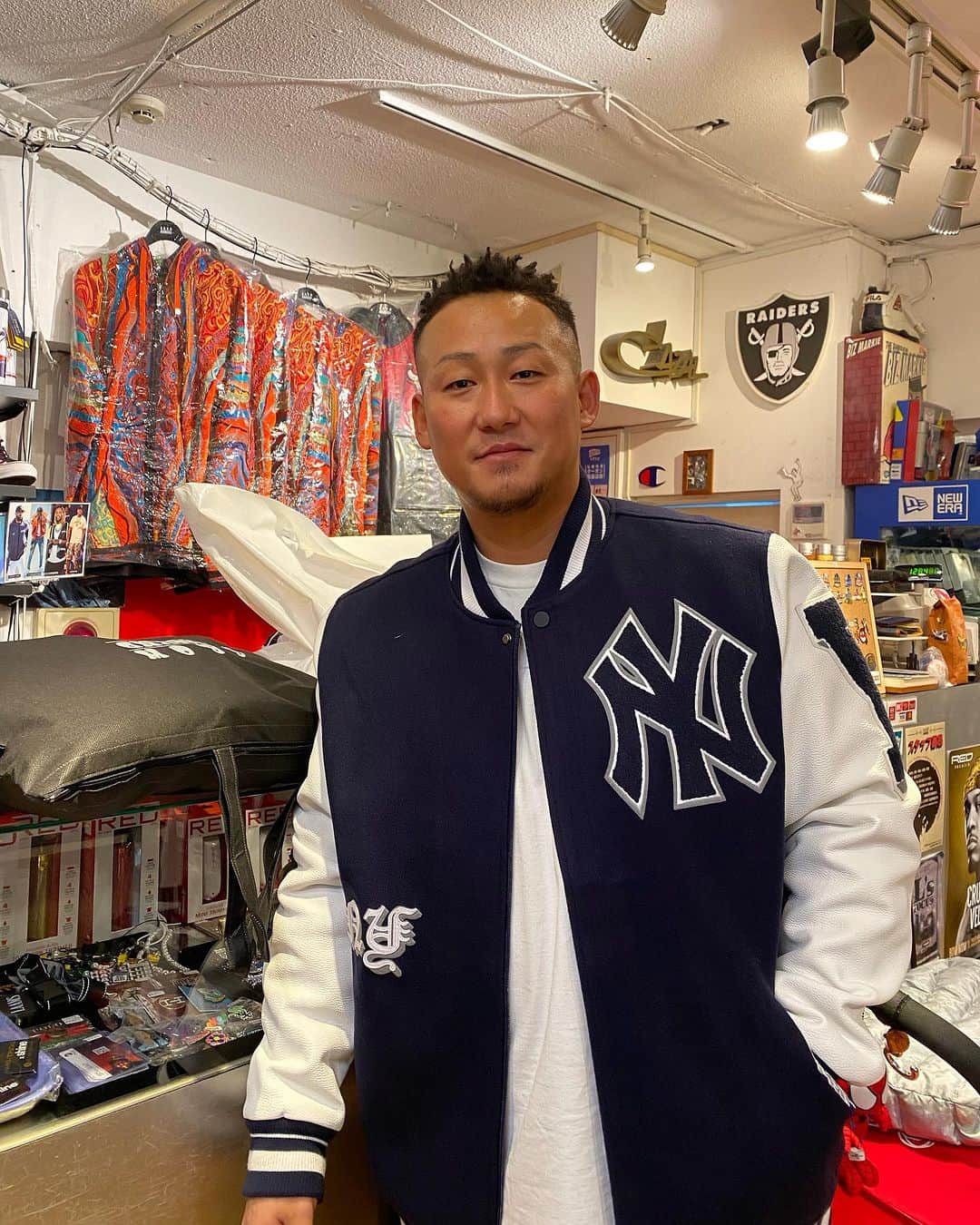 GROW AROUNDのインスタグラム：「読売ジャイアンツの中田翔選手にご来店頂きました🙇‍♂️ いつもありがとうございます。 またのご来店お待ちしております。」