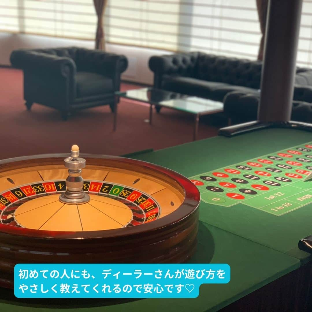 アニバーサリークルーズさんのインスタグラム写真 - (アニバーサリークルーズInstagram)「船上・オトナの遊び🃏カジノクルーズ ♠️  船上で大人が楽しめるコンテンツとして人気なのがカジノです✨ 疑似チップを使って遊びます🎪  バカラやルーレット、ポーカーなど それぞれの台でカジノディーラーが 優しく遊び方をレクチャーしてくれるので、 初心者でも安心して楽しむことができます🔰✩  ＿＿＿＿＿＿＿＿＿＿＿＿  東京・横浜・千葉の貸し切りクルージングは 年間2,000以上のクルーズ実績がある 「#アニバーサリークルーズ」にお任せください🚢〰  70隻から選べる完全オーダーメイドの 特別な貸切クルージングで 「#忘れられない記念日」をつくりませんか？  お問い合わせはお気軽にどうぞ💁‍♀️ ＿＿＿＿＿＿＿＿＿＿＿＿  #クルーズ #クルーズ船 #船 #船好きな人と繋がりたい  #貸切クルージング #船上パーティー #ディナー #ディナークルーズ #ランチ #ランチクルーズ #カジノ #パーティー #ドレスコード #シャンパン #大人の遊び #大人の遊び場 #オトナ  #カジノディーラー #バカラ #ポーカー #ルーレット  #カジノ好き #カジノゲーム #anniversarycruise #tokyo #odaiba #yokohama #minatomirai」11月24日 18時00分 - anniversary_cruise