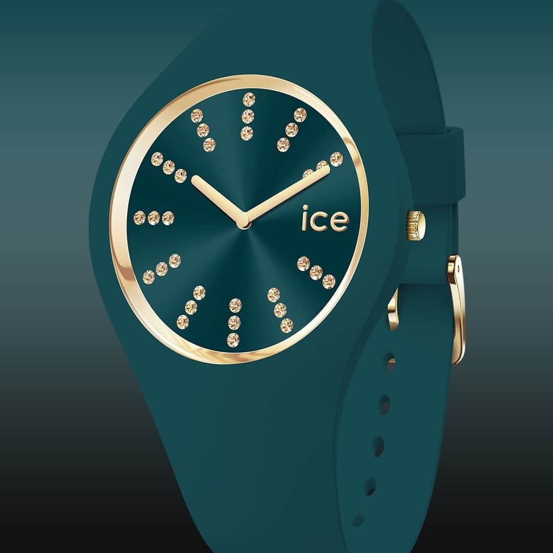 アイスウォッチのインスタグラム：「Do you want to add just a touch of sparkle to your life? Then the ICE cosmos - Verdigris is the watch for you! 🤩💫  #icewatch #icecosmos #shining #brillant #diamond #verdigris #fashion #lovely #trendy #feminine」