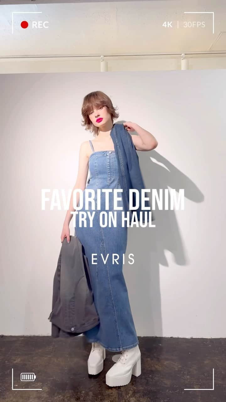 EVRISのインスタグラム：「⠀ 【EVRIS 2024 SPRING／DENIM 】 本日より、お問い合わせを沢山頂いている、 春デニムの先行予約がSTART!!  ストーリーからもご覧頂けます✅  -GET A HEAD START ON- grunge/utility/sensual/sporty/color × color いつもの定番スタイリングにプラスワンを楽しみ、 最先端のトレンドも取り入れた、自分自身の個性を引き出す、24SSコレクション。  ___________________________________________ 🔻公式通販サイトRUNWAY channelは  @evris_official TOPのURLから✔︎  #EVRIS  #newin #fashion #RUNWAYchannel #ストリート #ヴィンテージ #newarrival #ootd #ファッション #エヴリス #コーディネート #コーデ #カジュアル #トレンド #トレンドコーデ #トレンドカラー #トレンドファッション #ファッションコーデ #ストリート #今日のコーデ #1週間コーデ #海外ファッション #海外コーデ #スタイルアップコーデ #デニム #リール動画 #デニムコーデ #春コーデ #先行予約 #着回し #着回しコーデ」