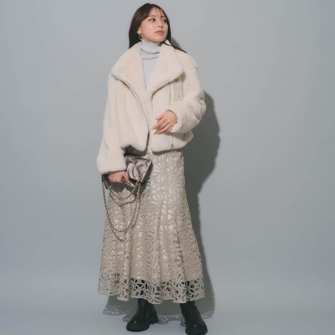 Arpege storyさんのインスタグラム写真 - (Arpege storyInstagram)「11/24(金)〜11/27(月)ALL10%OFF 公式オンライン&店舗同時開催中📣  Recommend Item✨ @mystrada_official   🏷️ファージップコート price：¥29,700 color：チャコールグレー 、オフ白、モカピンク ⁡ 商品の詳しい情報はタグからcheck☑︎ ⁡ ————————————————— ⁡ ▶▶︎▶︎news  11/24(金)〜11/27(月) 全品10%OFF 公式オンライン&店舗同時開催中📣 ⁡ ▶▶︎▶︎information ⁡ ☑︎📩メルマガ登録でお得な情報をGET‼︎ 不定期でお得なキャンペーン実施します✨ ⁡ ☑︎公式オンラインサイトArpege storyで 店舗在庫状況がご確認いただけるようになりました！ さらにネットで完売商品もお店に在庫があれば取り寄せ、お取り置き可能になりました💐(一部店舗のみ) ⁡ ————————————————— ⁡ #mystrada  #マイストラーダ」11月24日 18時02分 - arpege_story