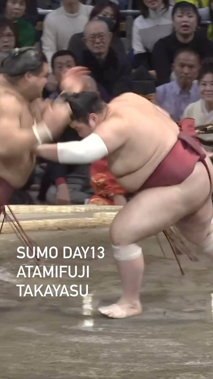 日本相撲協会のインスタグラム：「大相撲九州場所　13日目 髙安-熱海富士  #sumo DAY13 Atamifuji Takayasu  @sumokyokai #相撲 #九州場所 #九州 #福岡 #お相撲さん #イベント #japan #japanculture #髙安 #熱海富士 #TAKAYASU #ATAMIFUJI」